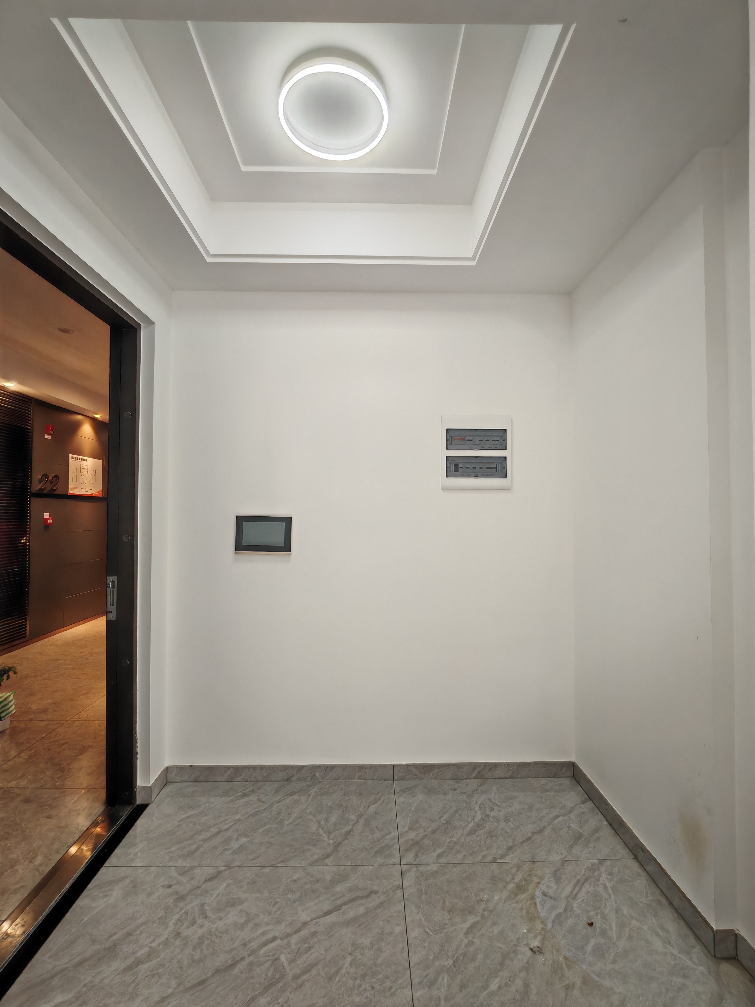 富力首府 3室2厅2卫 470.0万 富力首府 3室2厅2卫 470.0万客厅