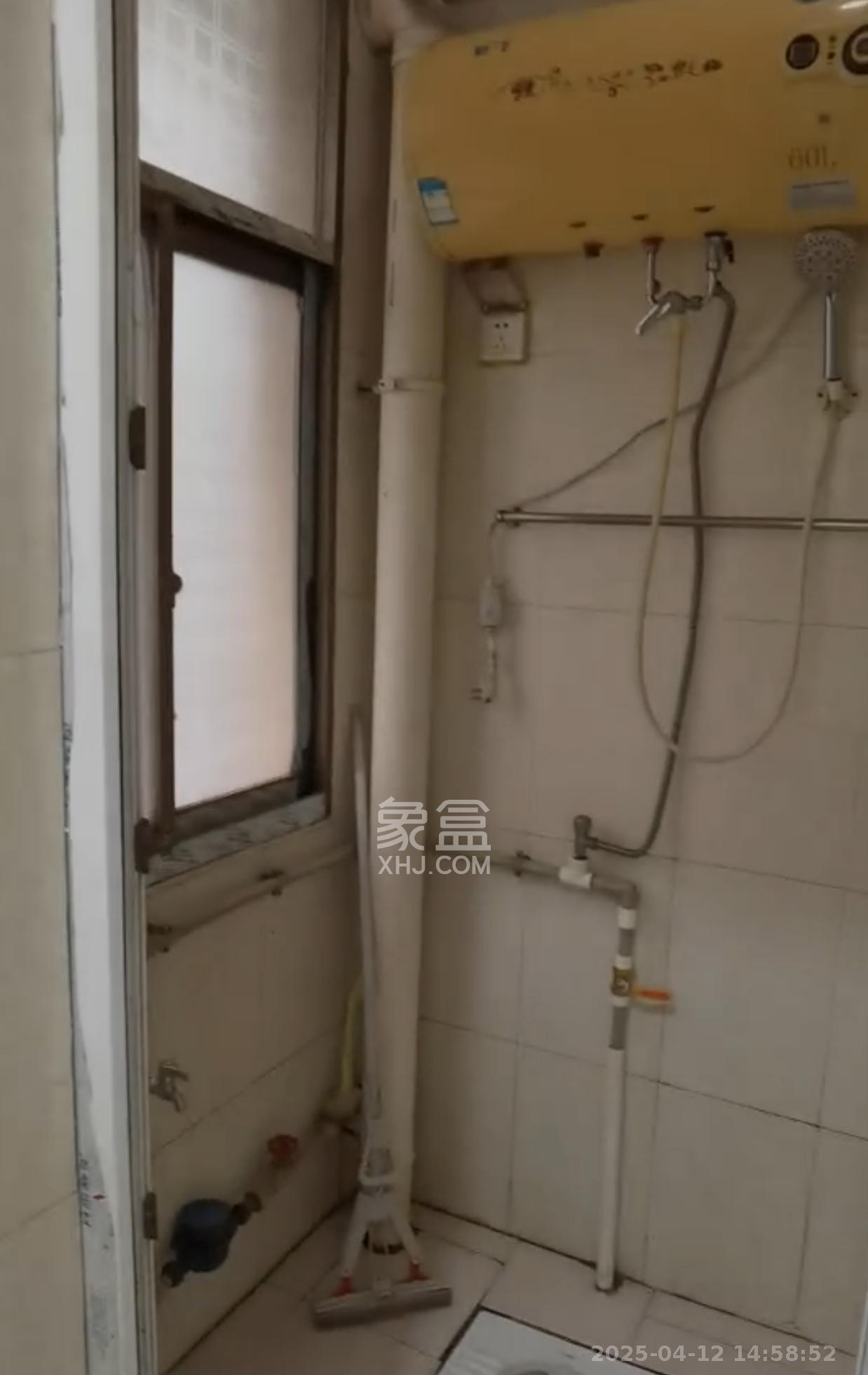 红星农民新村 1室1厅1卫 1000.0元/月 红星农民新村 1室1厅1卫 1000.0元/月室内图