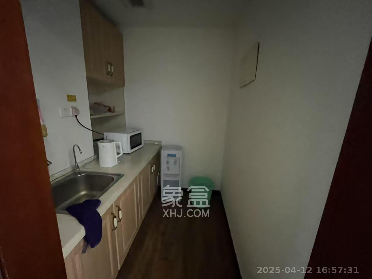 喜盈门范城 1室1厅1卫 32000.0元/月 喜盈门范城 1室1厅1卫 32000.0元/月室内图