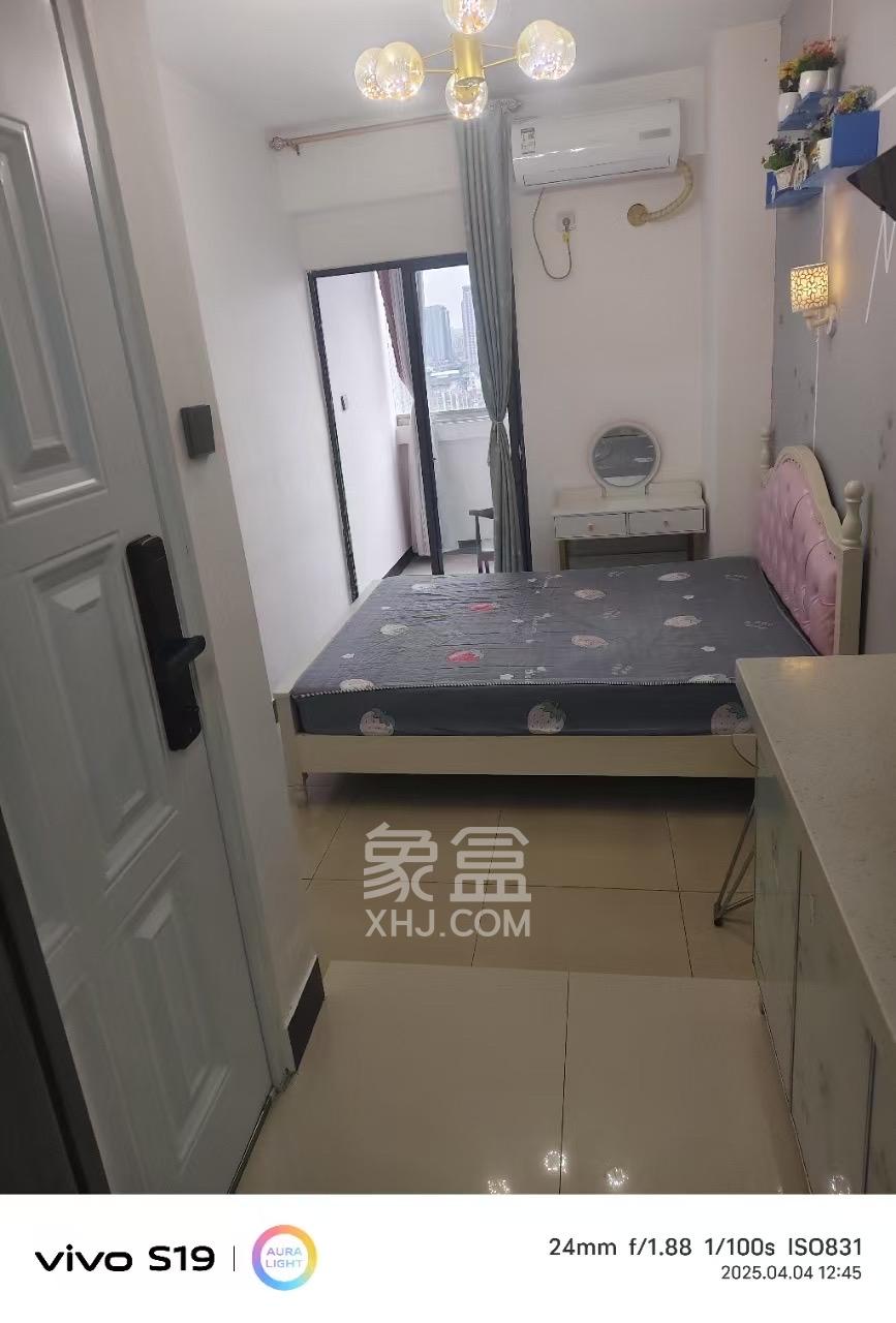 兴汉大厦 1室1厅1卫 1500.0元/月 兴汉大厦 1室1厅1卫 1500.0元/月室内图