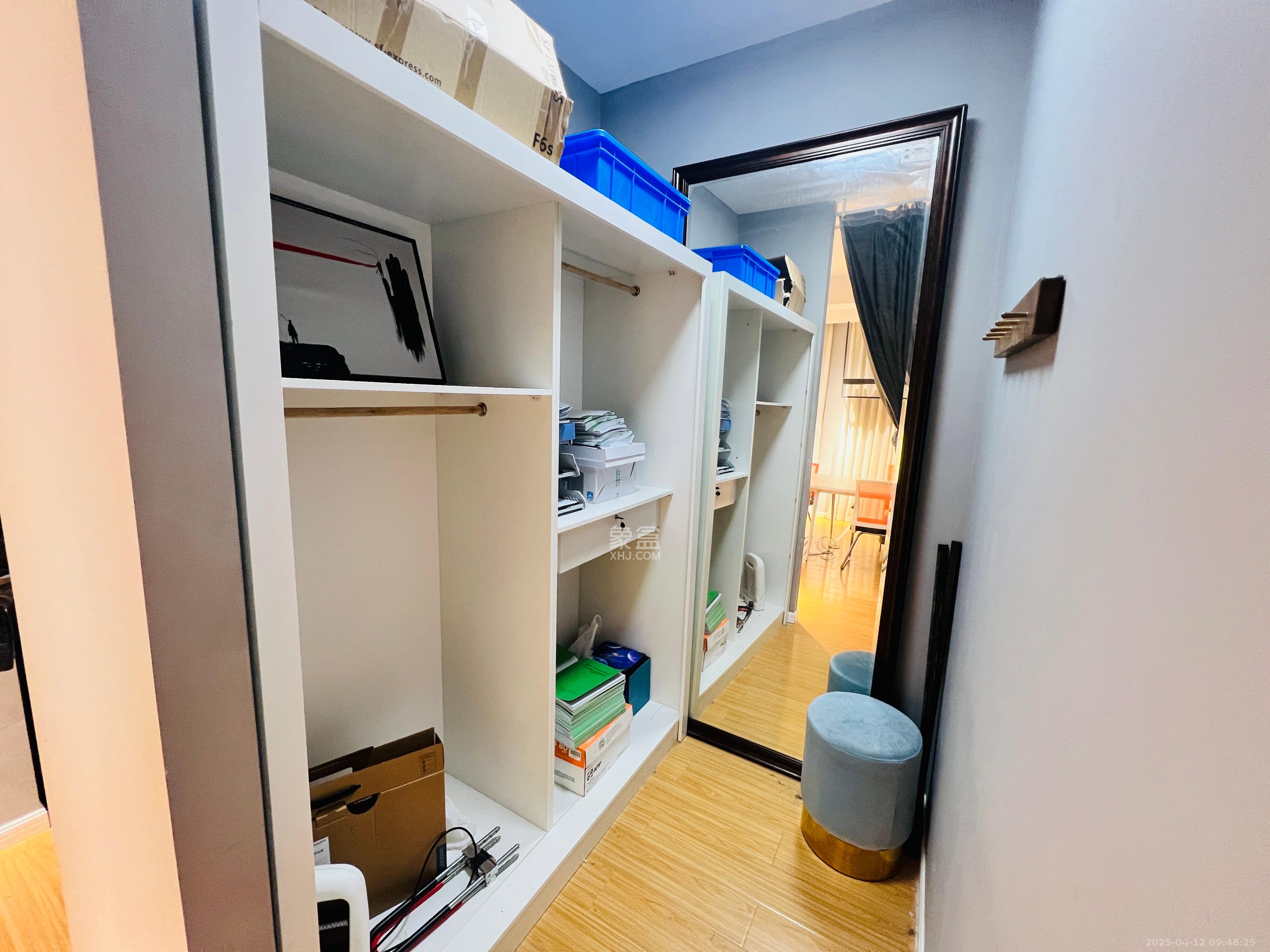 摩天一号  1室1厅1卫    4500.0元/月 摩天一号  1室1厅1卫    4500.0元/月室内图