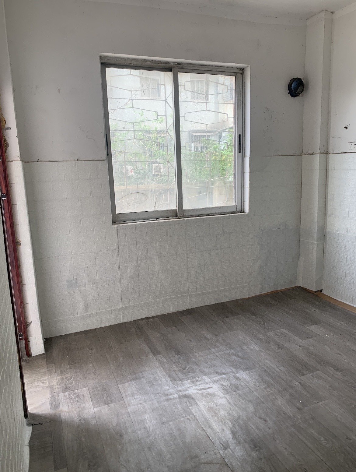 金海大院  2室2厅1卫    68.0万 金海大院  2室2厅1卫    68.0万客厅