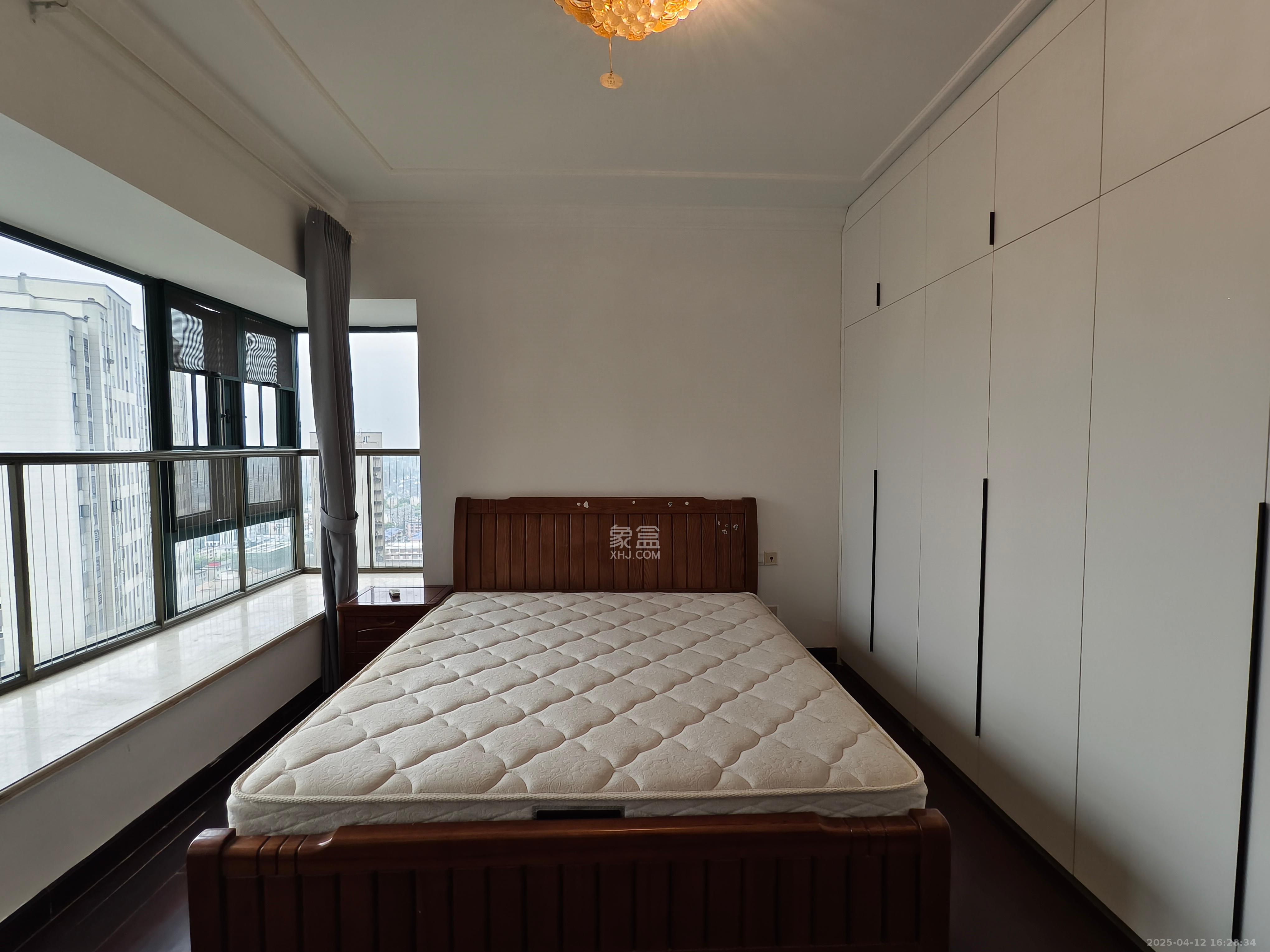 恒大御景湾 3室2厅1卫 3000.0元/月 恒大御景湾 3室2厅1卫 3000.0元/月室内图