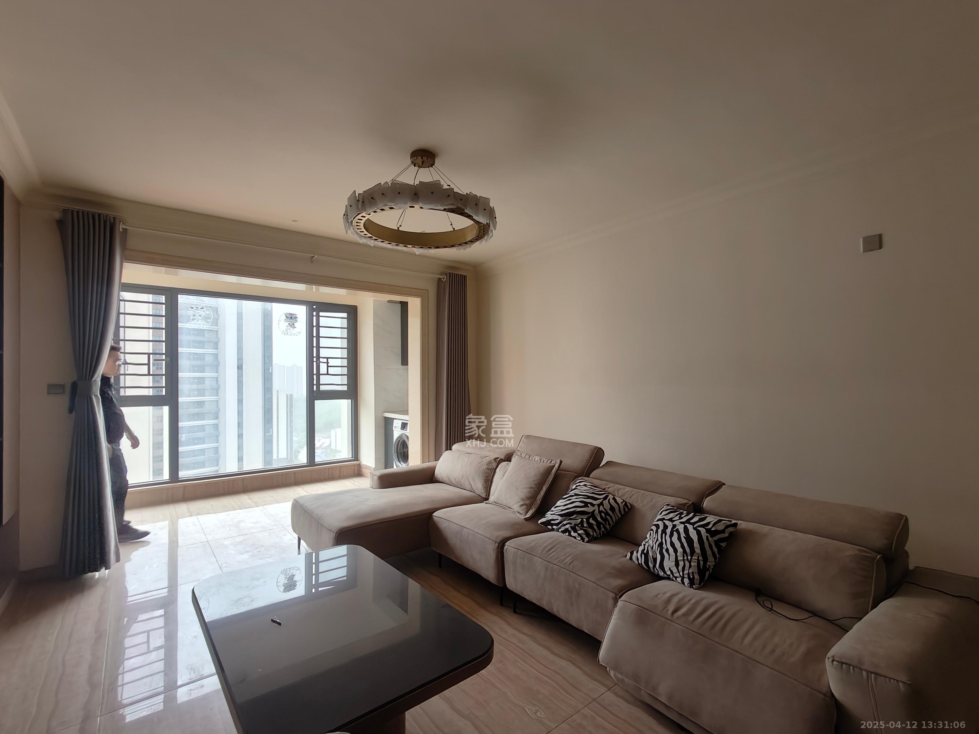 碧桂园培文府锦园 4室2厅2卫 2400.0元/月 碧桂园培文府锦园 4室2厅2卫 2400.0元/月室内图