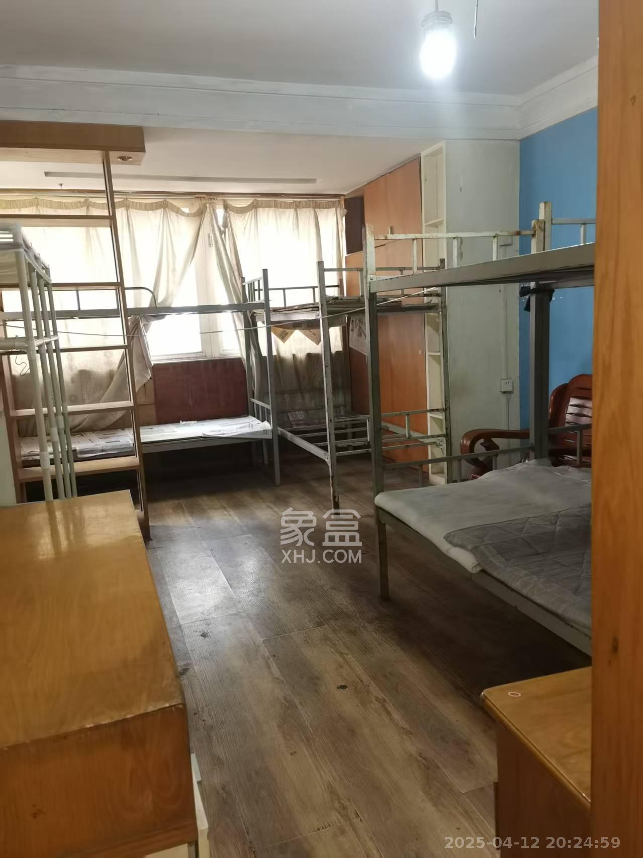 海华嘉园 2室2厅1卫 2000.0元/月 海华嘉园 2室2厅1卫 2000.0元/月室内图