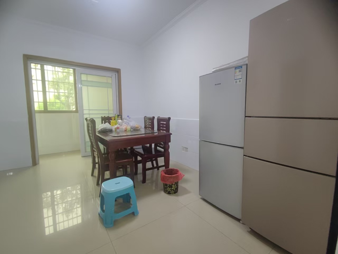 梓怡华盛家园 3室2厅1卫 1500.0元/月 梓怡华盛家园 3室2厅1卫 1500.0元/月室内图