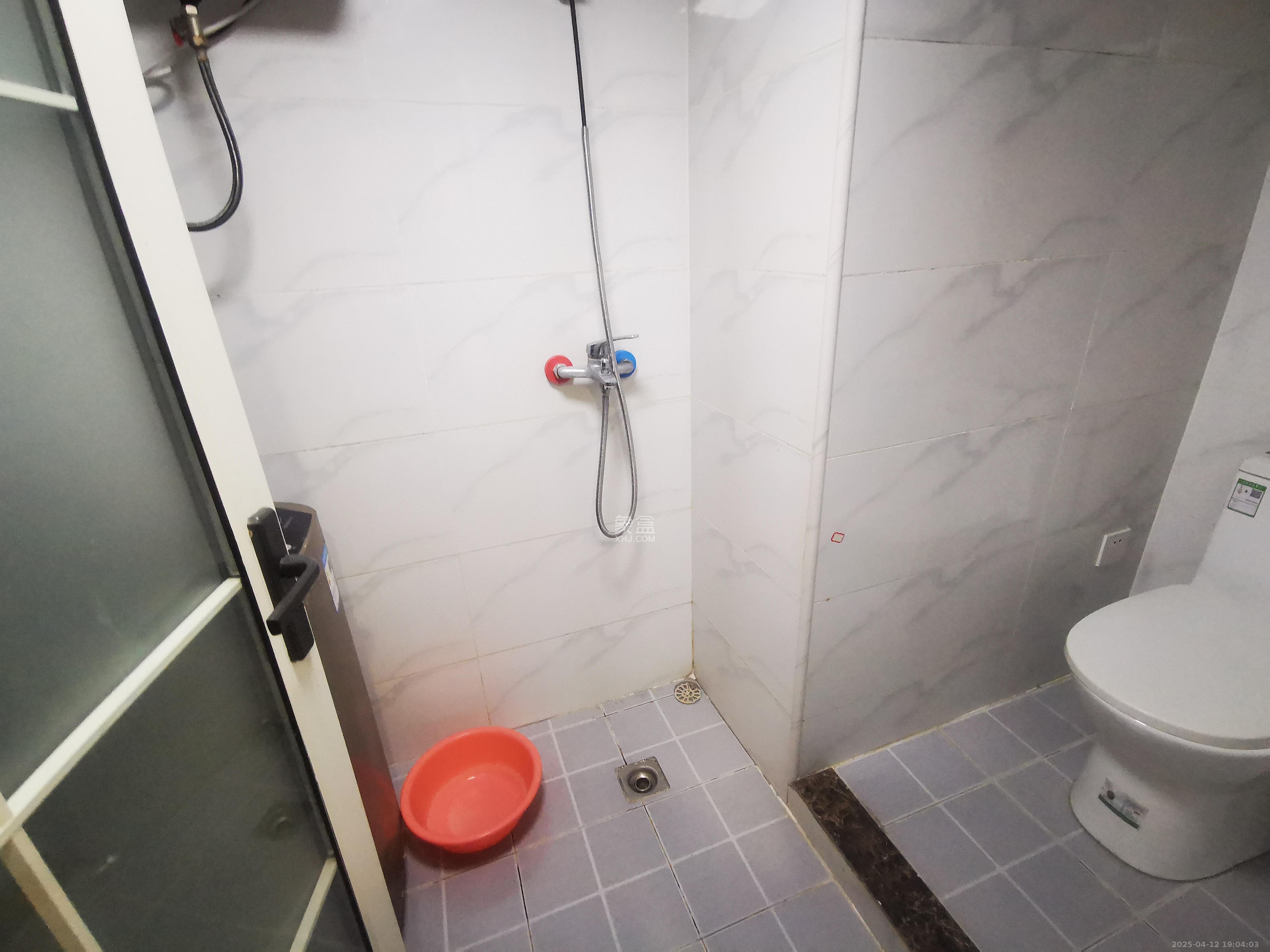 龙湖湘江星座(祺鑫星座公寓) 2室1厅1卫 1700.0元/月 龙湖湘江星座(祺鑫星座公寓) 2室1厅1卫 1700.0元/月室内图