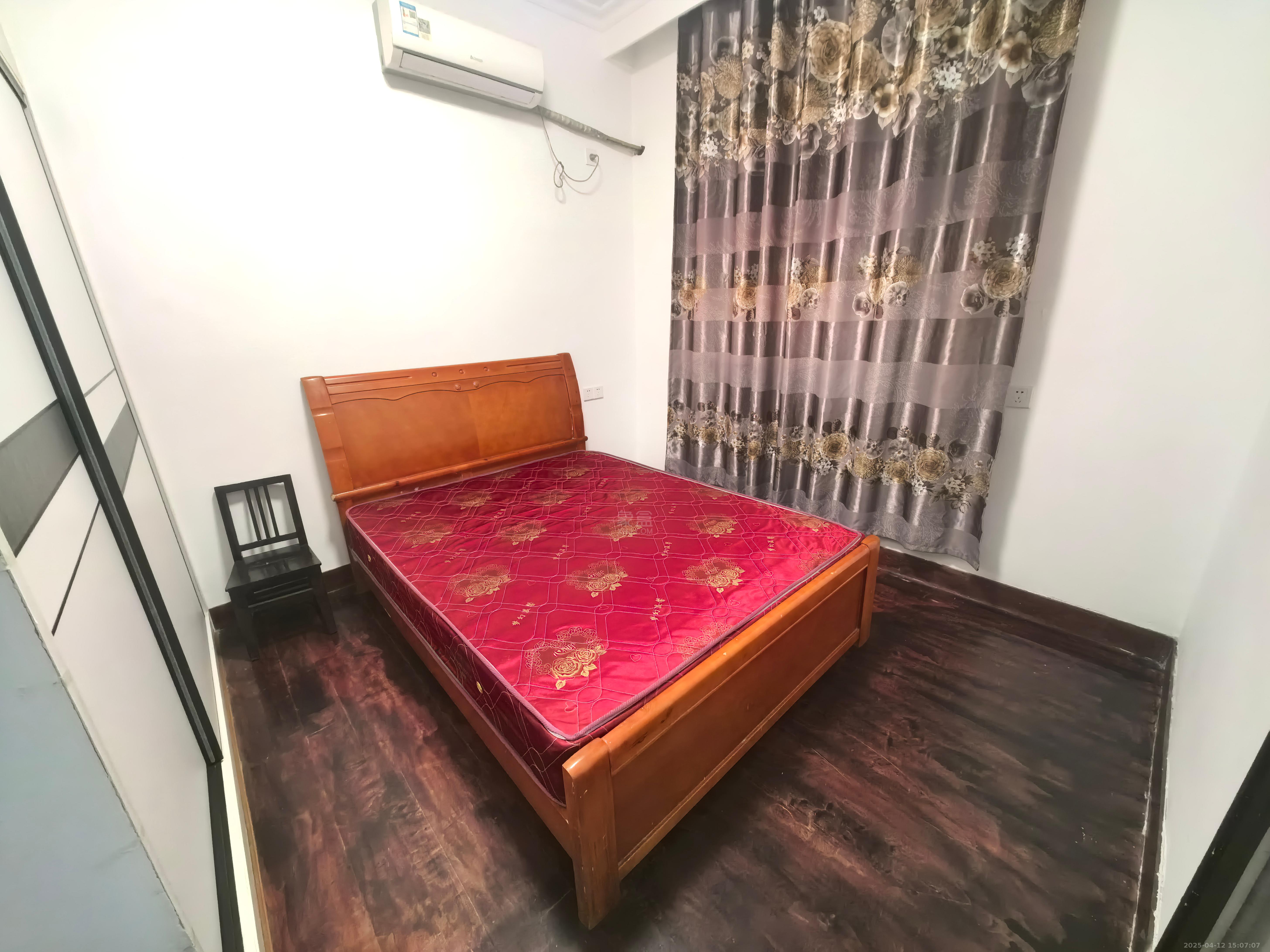 北山一村 3室2厅1卫 1200.0元/月 北山一村 3室2厅1卫 1200.0元/月室内图