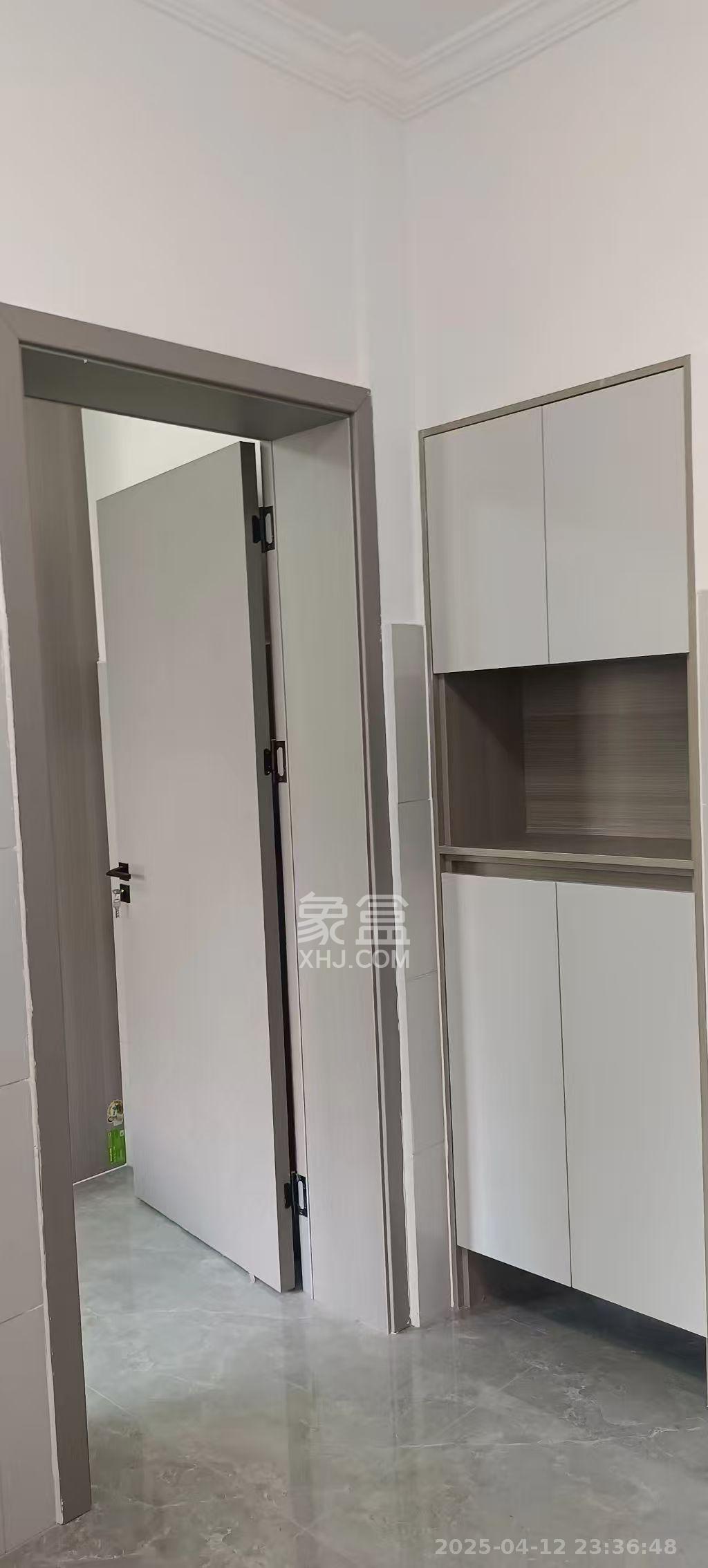 高岭小区 1室1厅1卫 1400.0元/月 高岭小区 1室1厅1卫 1400.0元/月室内图