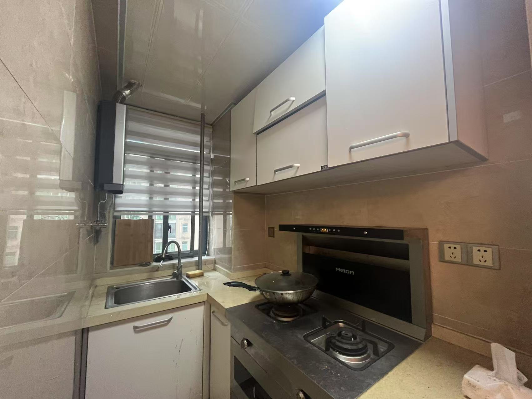 鹏利广场 1室1厅1卫 1200.0元/月 鹏利广场 1室1厅1卫 1200.0元/月室内图