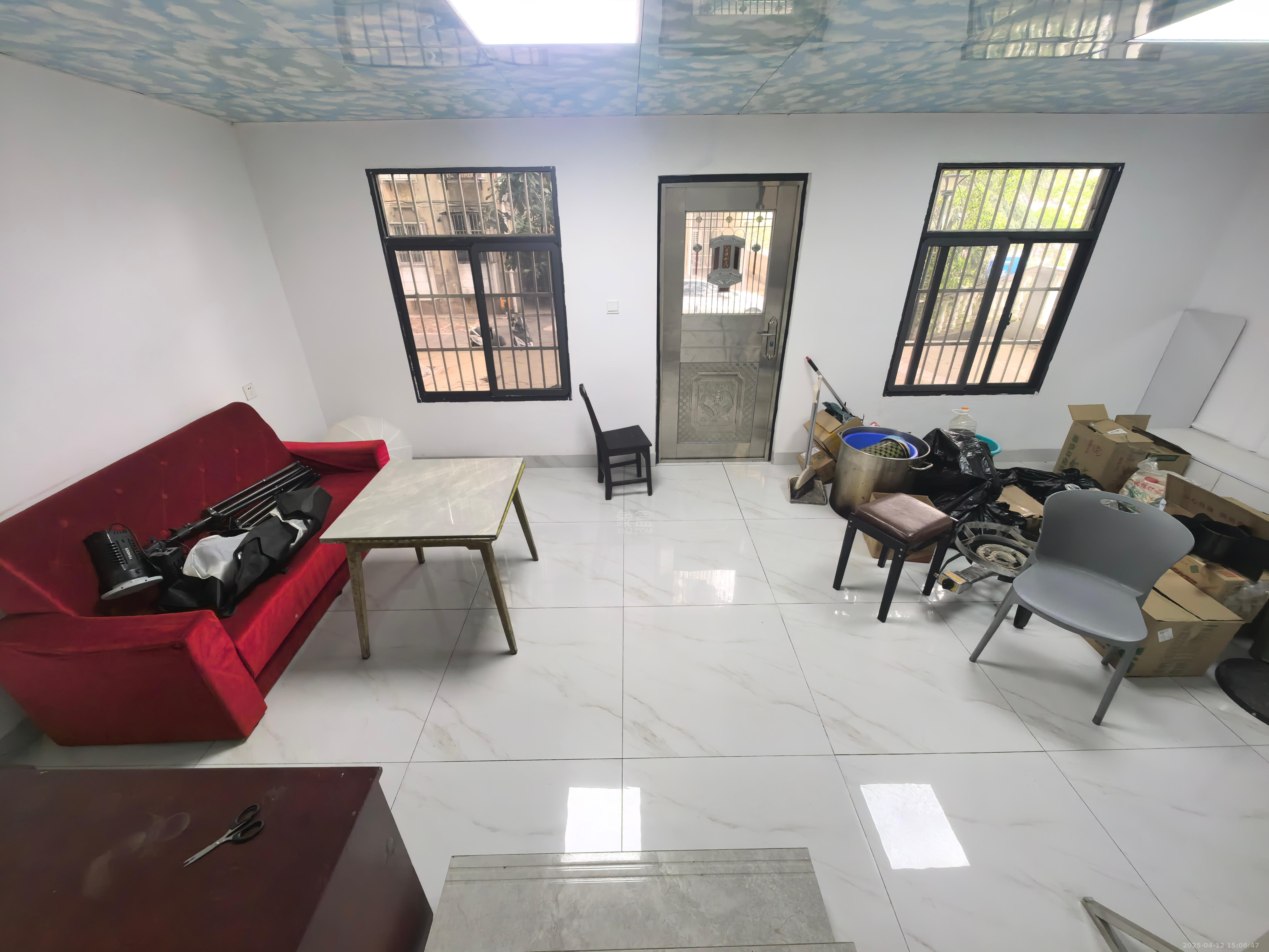 北山一村 3室2厅1卫 1200.0元/月 北山一村 3室2厅1卫 1200.0元/月室内图