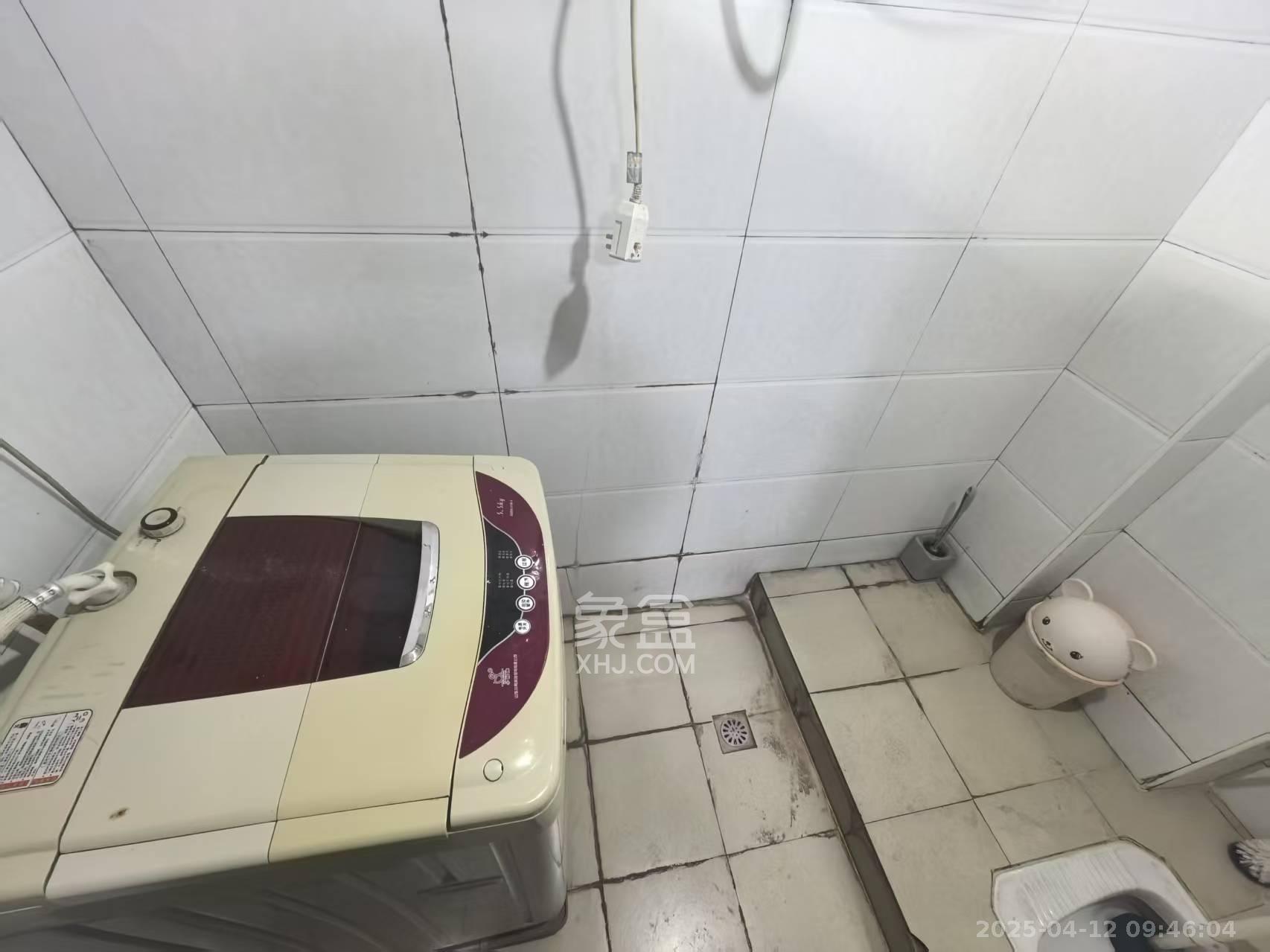 剑桥名门  1室0厅1卫   1200.00元/月室内图