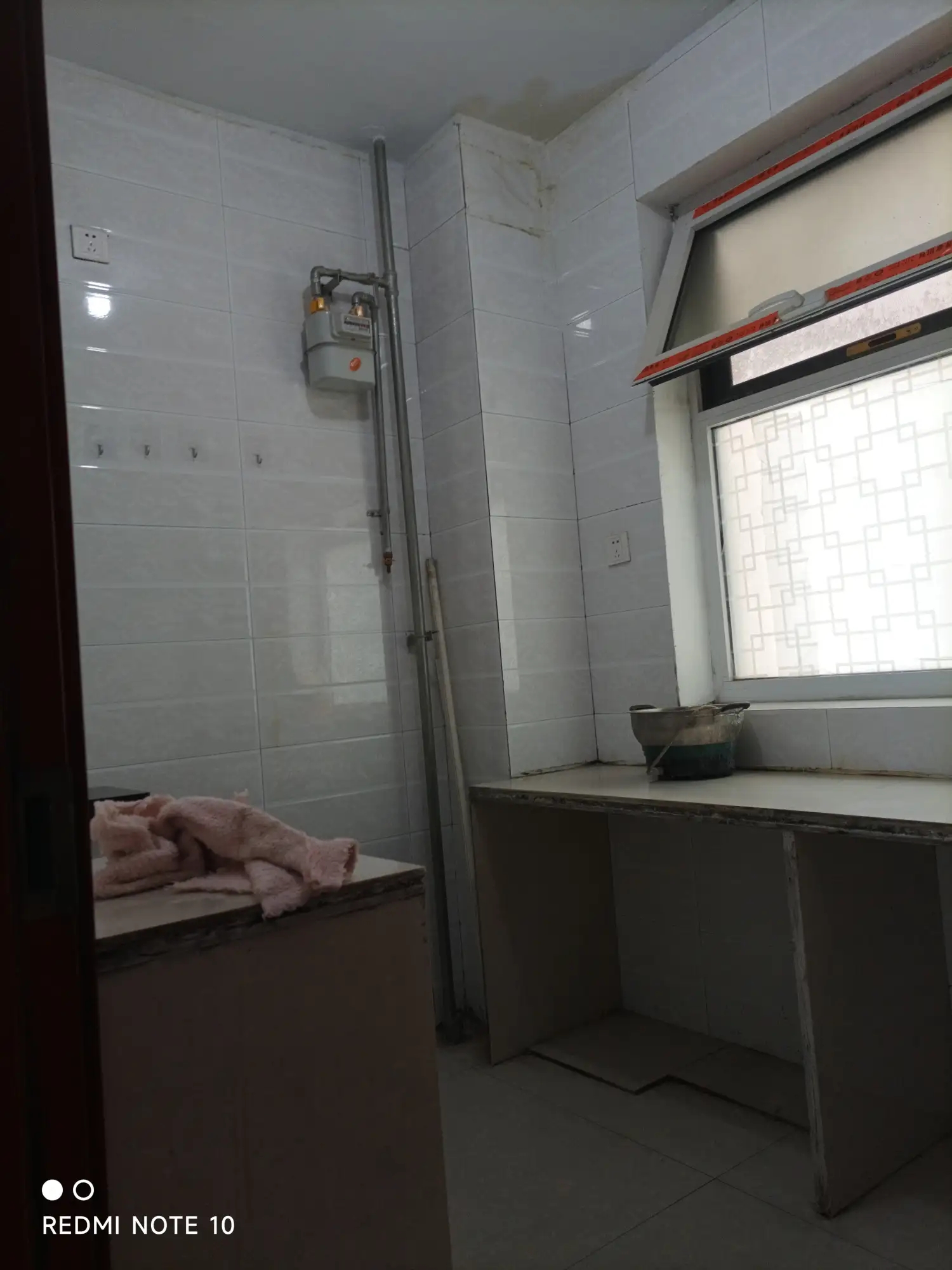 百家乐园生活小区（A区）  2室1厅1卫   68.00万客厅