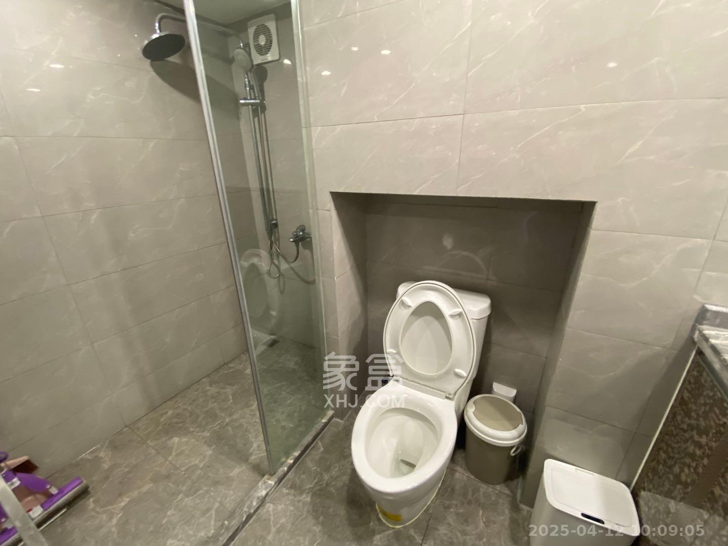 圆泰长沙印 2室2厅1卫 2700.00元/月 圆泰长沙印 2室2厅1卫 2700.00元/月室内图