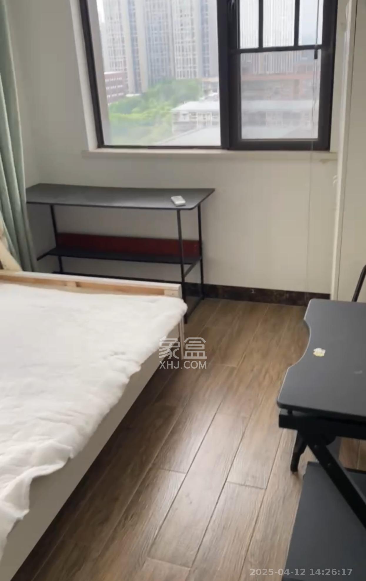 中建信和城  3室2厅1卫   2800.00元/月室内图
