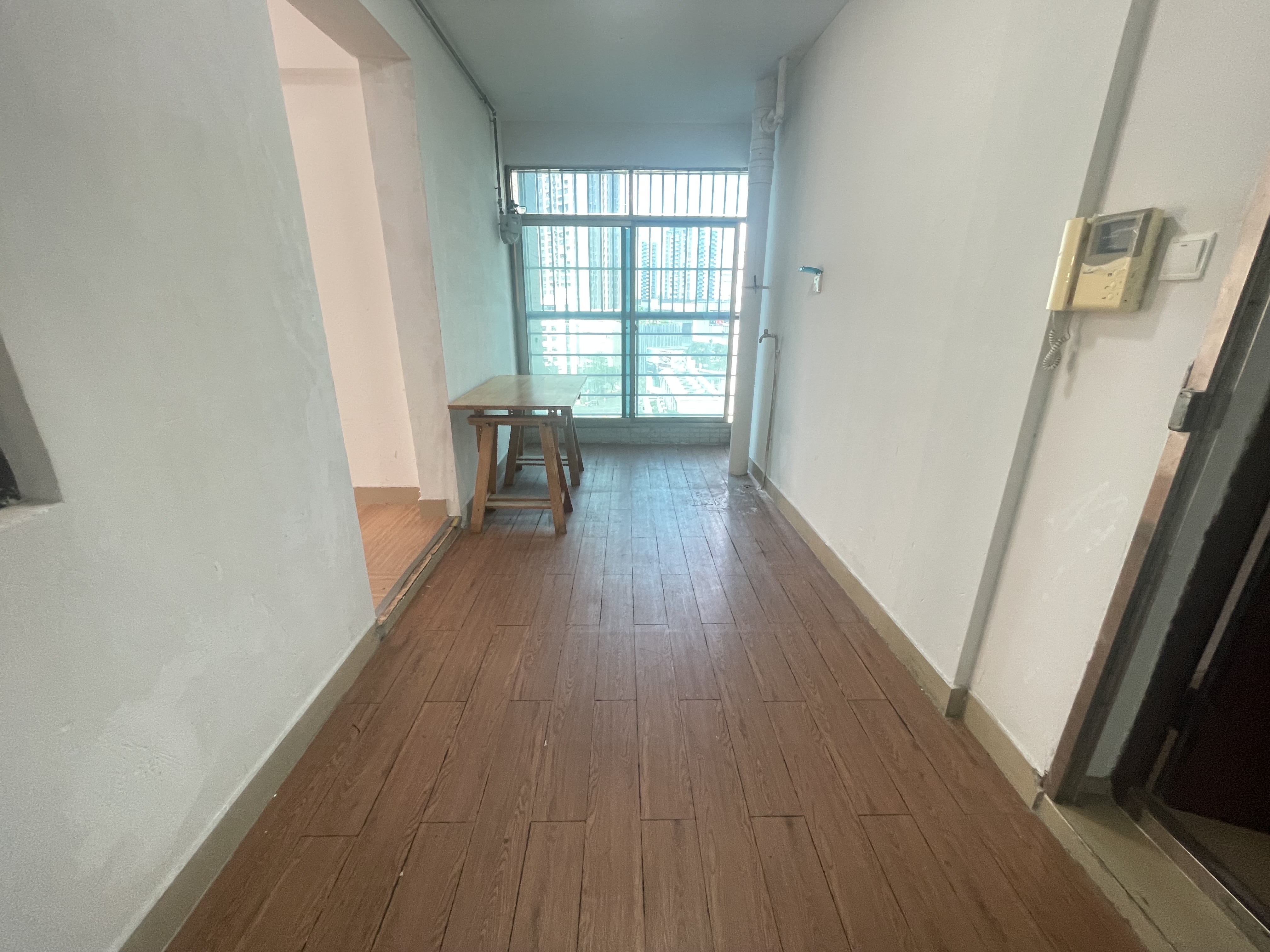 玉沙广场（京华城）  2室2厅1卫   2500.00元/月室内图