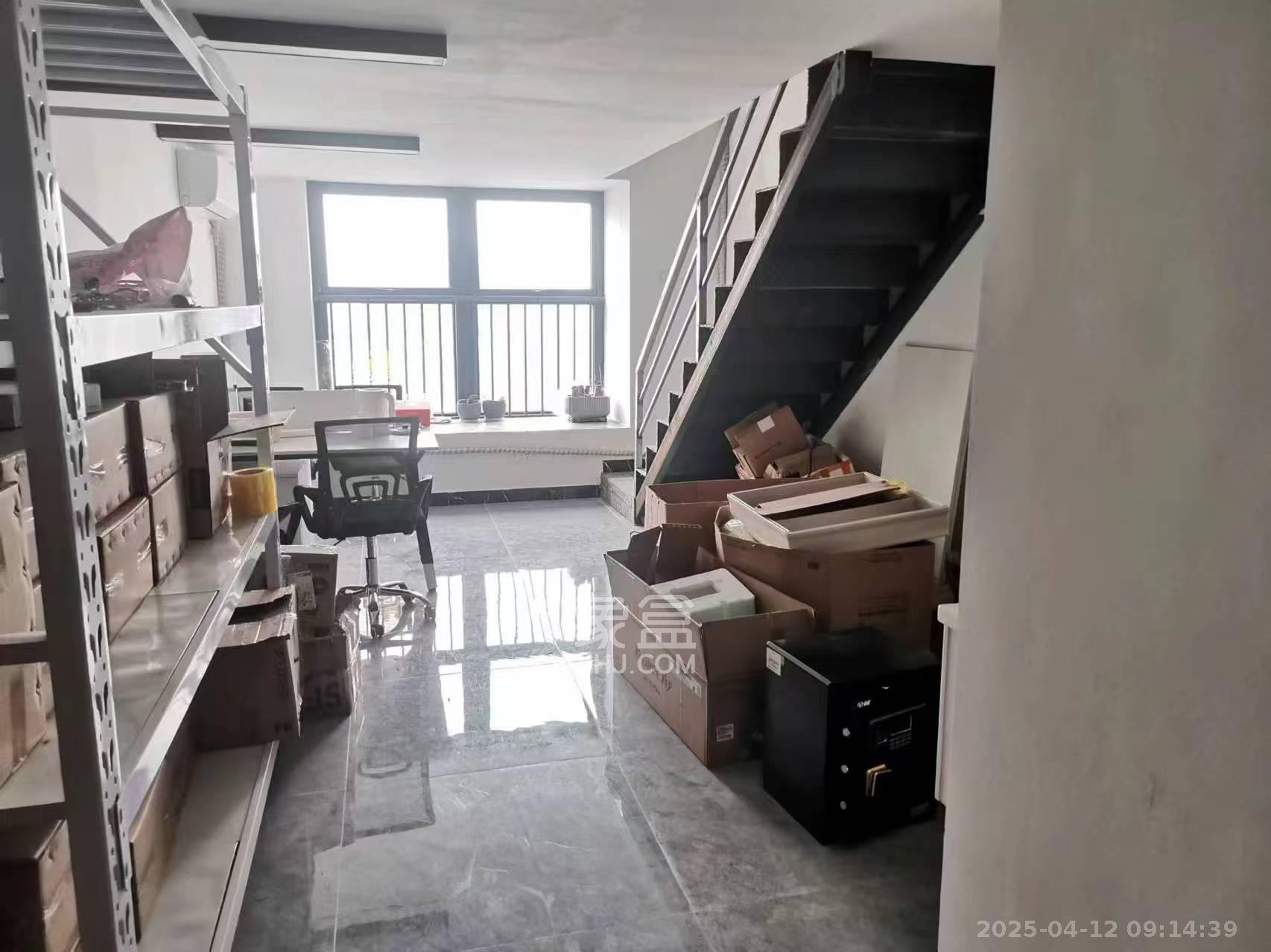 龙湖新壹城 1室1厅1卫 2800.0元/月 龙湖新壹城 1室1厅1卫 2800.0元/月室内图