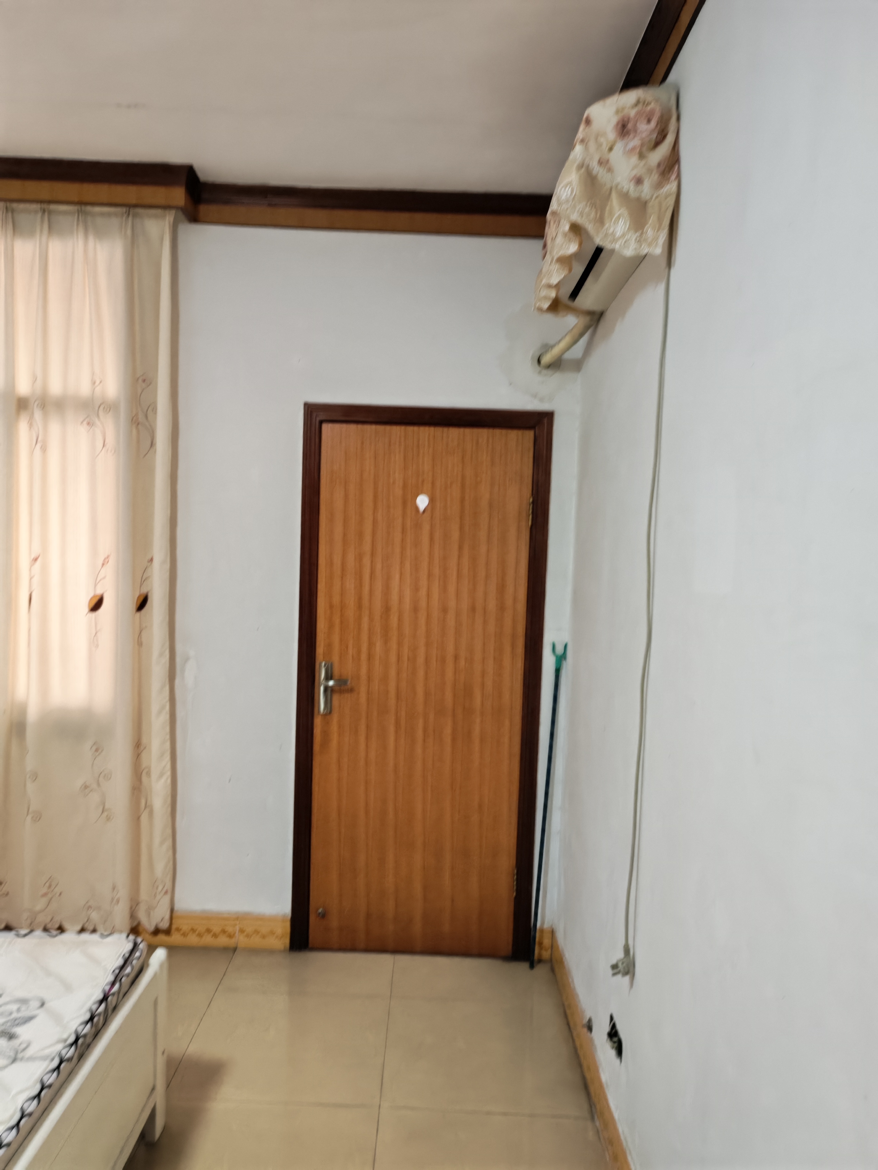 五金建材市场一期 1室0厅0卫 1000.0元/月 五金建材市场一期 1室0厅0卫 1000.0元/月室内图