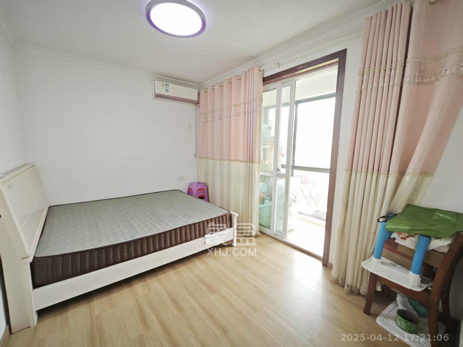 长丰星城 4室2厅2卫 1800.0元/月 长丰星城 4室2厅2卫 1800.0元/月室内图