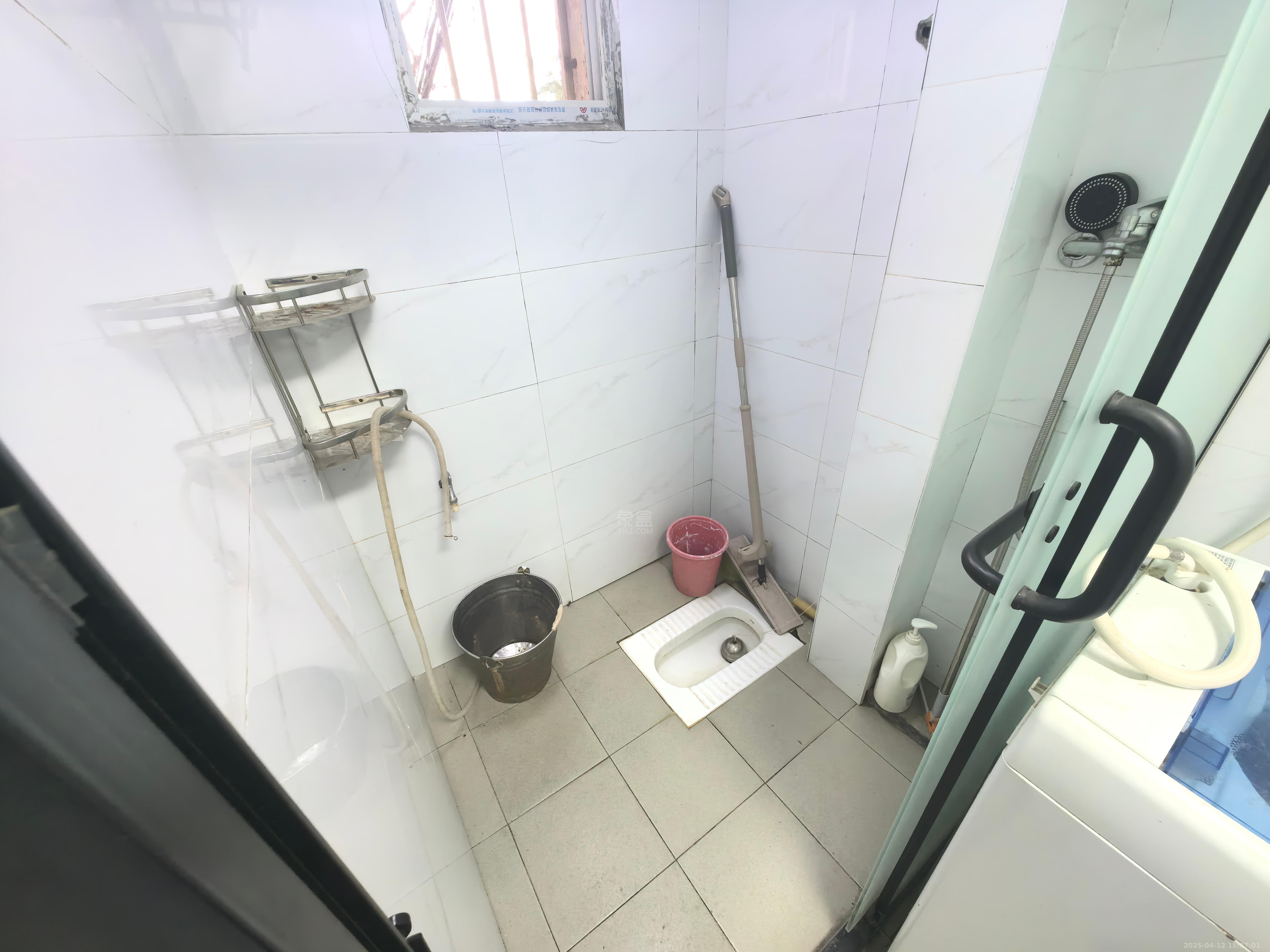 北山一村 3室2厅1卫 1200.0元/月 北山一村 3室2厅1卫 1200.0元/月室内图