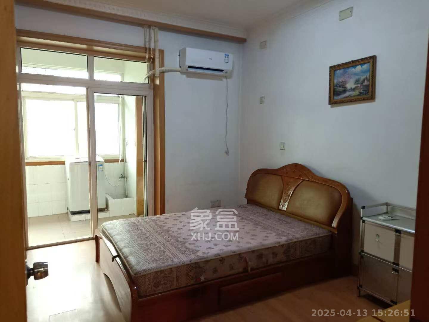 湖南石油化学工业局小区（侯家塘化工厅）  3室2厅1卫   3000.00元/月室内图