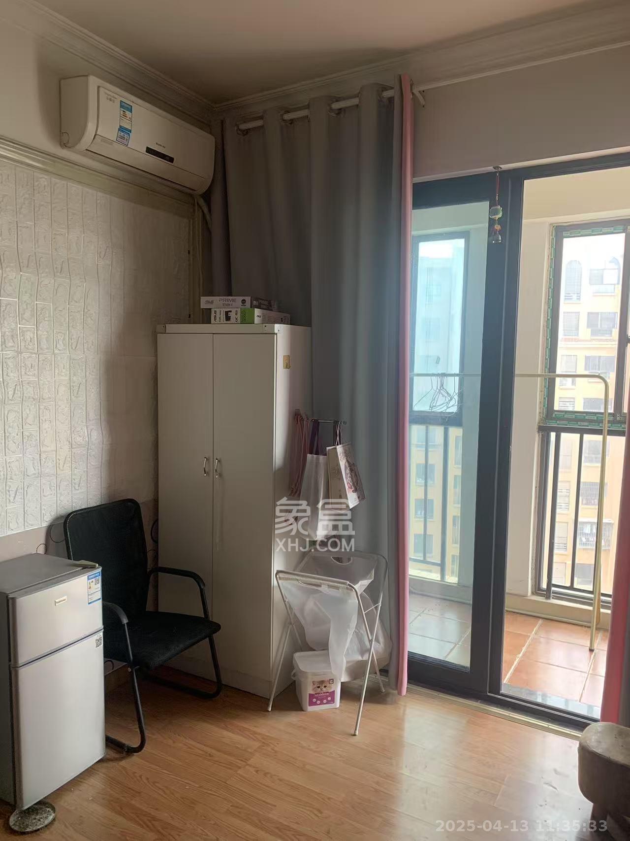 中信凯旋蓝岸（中信新城三期）  1室1厅1卫    1300.0元/月室内图