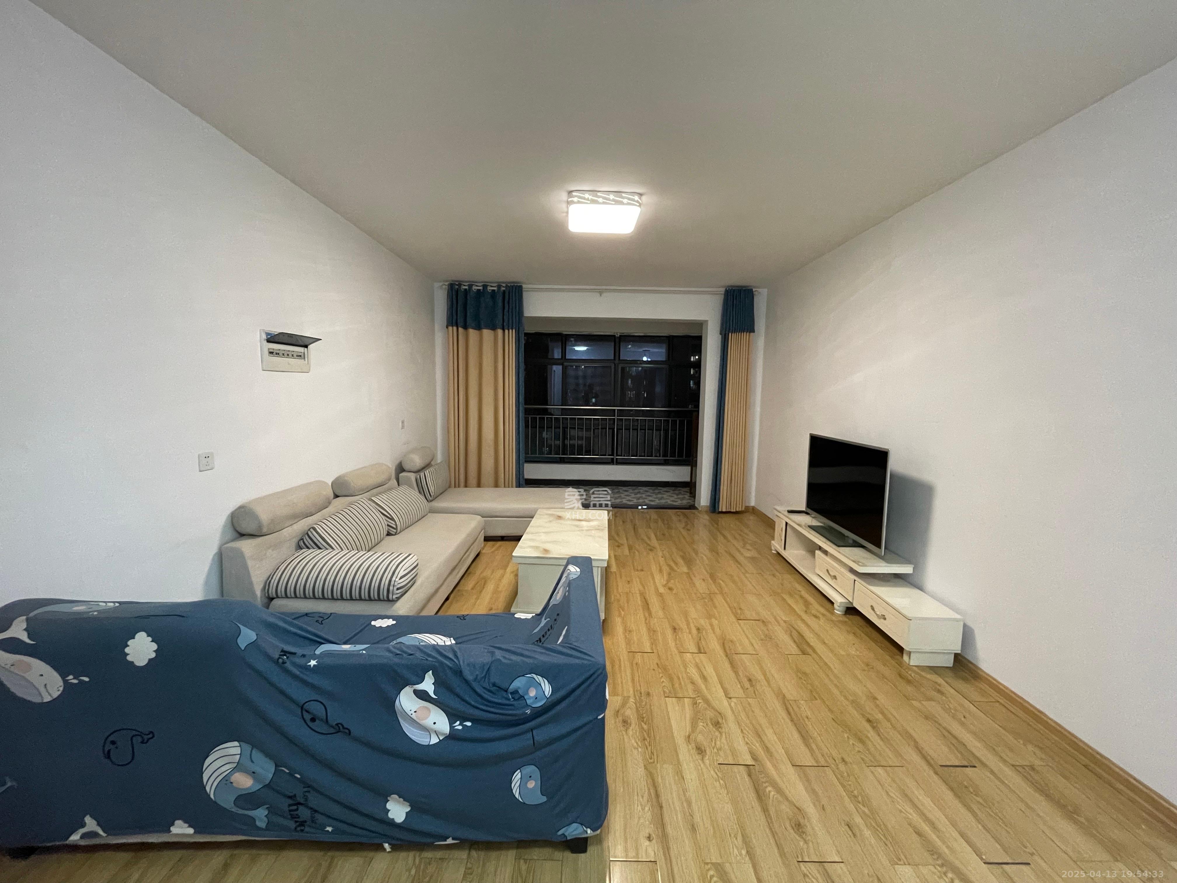 安泰嘉园(湘府邻伴) 3室1厅1卫 2600.0元/月 安泰嘉园(湘府邻伴) 3室1厅1卫 2600.0元/月室内图