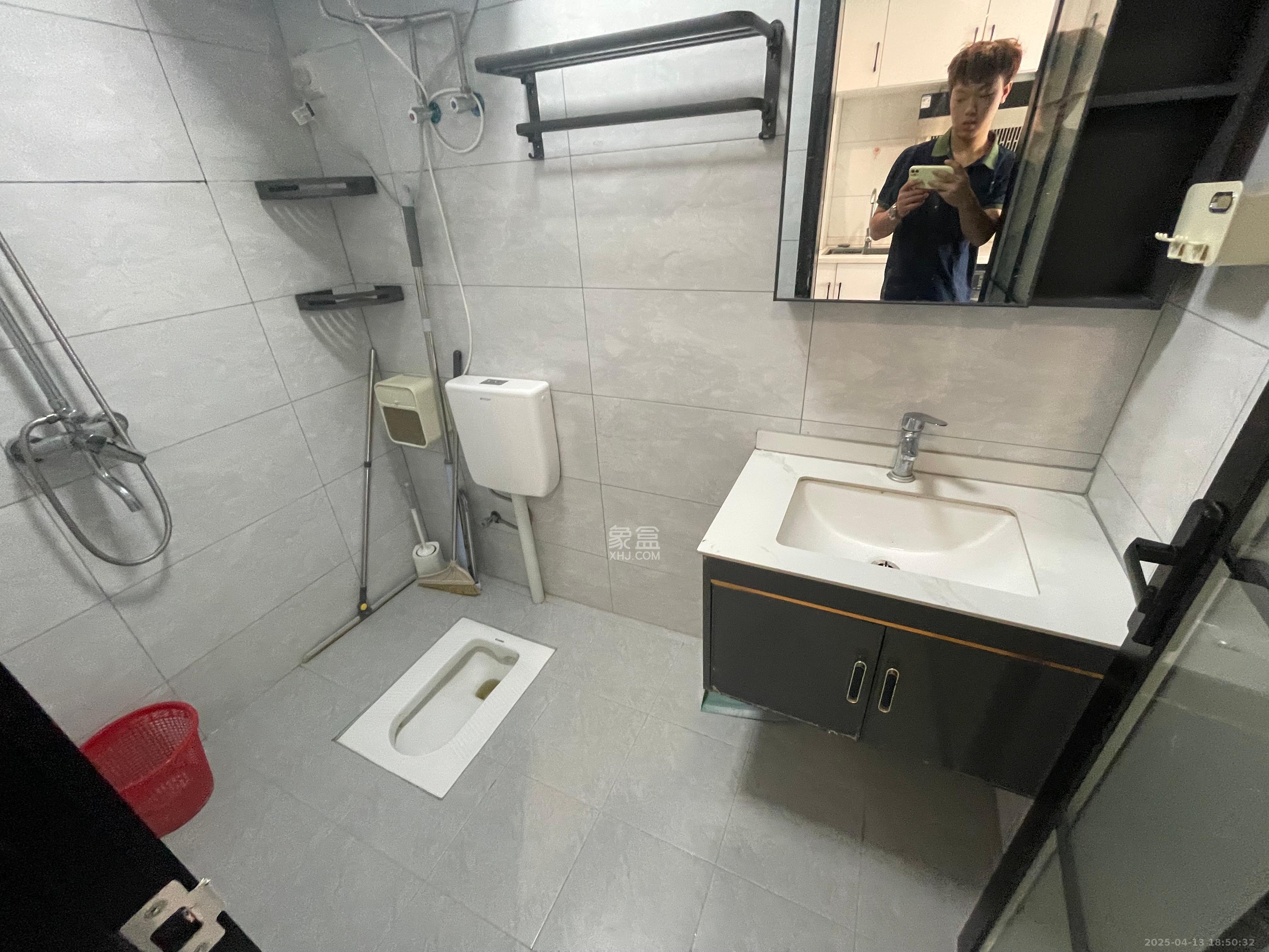 碧桂园印象  1室1厅1卫   1400.00元/月室内图