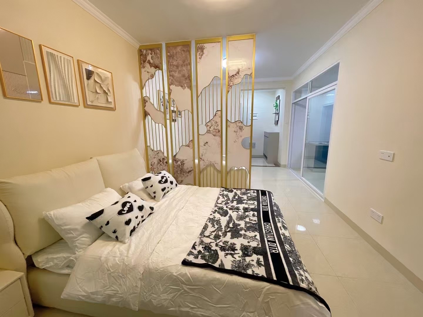 蔚蓝海语印象 1室1厅1卫 62.5万 蔚蓝海语印象 1室1厅1卫 62.5万客厅