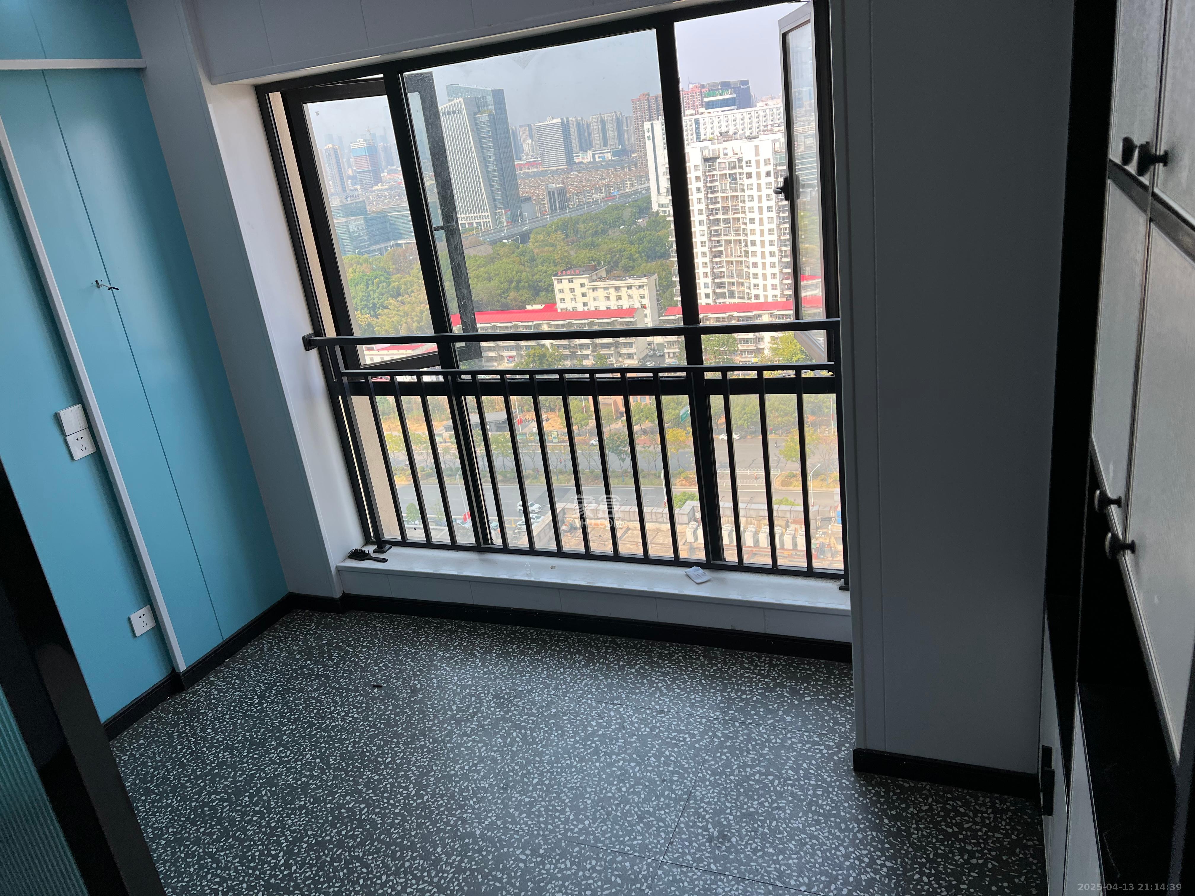 旭輝國際廣場（永升商業(yè)廣場）  1室1廳1衛(wèi)    3000.0元/月室內(nèi)圖