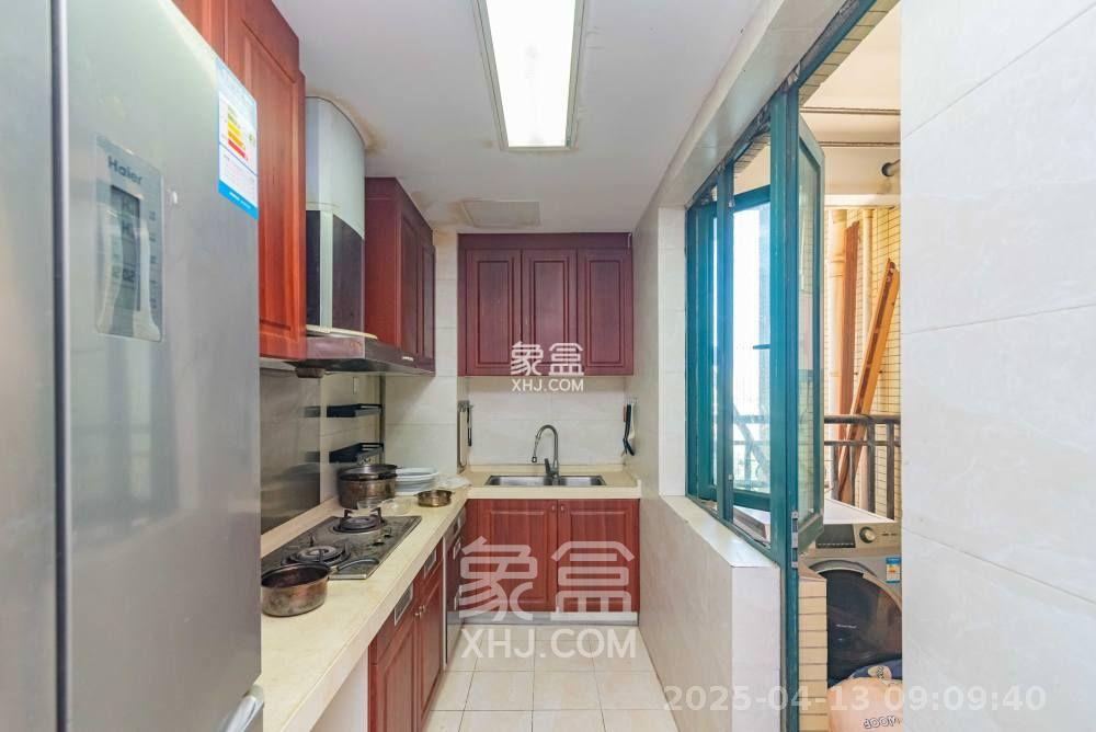 恒大雅苑  3室2厅1卫    2300.0元/月室内图