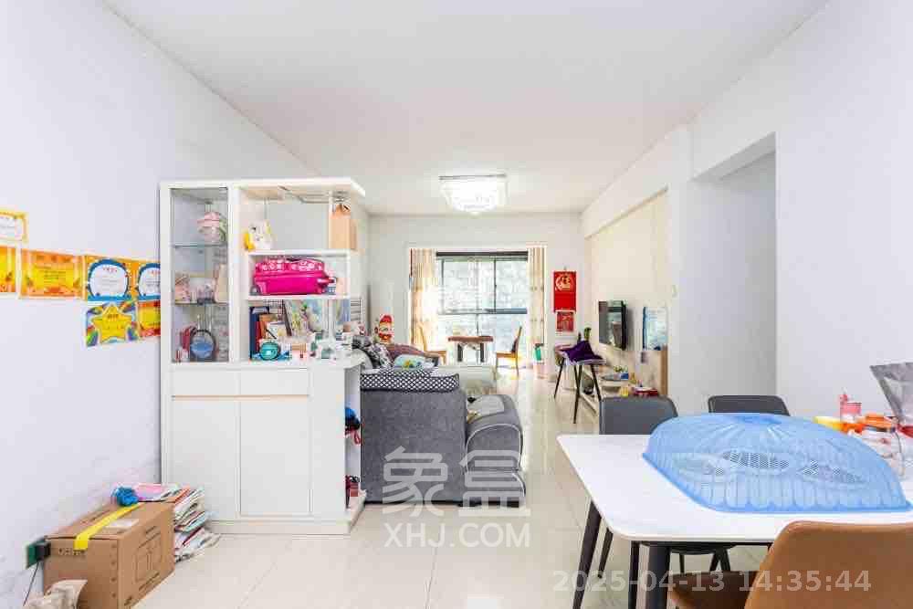 勤诚达新界  3室2厅1卫   1800.00元/月室内图