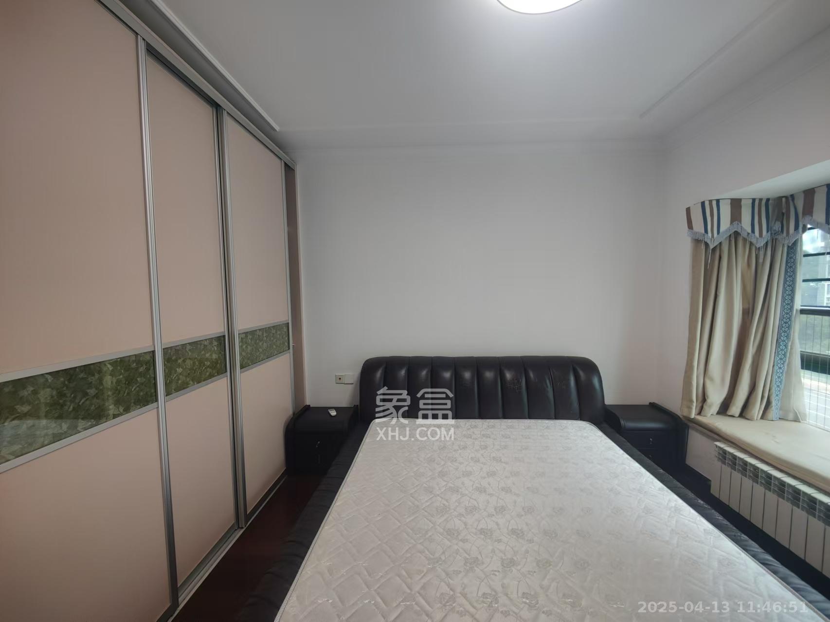 恒大雅苑 3室2厅2卫 2700.0元/月 恒大雅苑 3室2厅2卫 2700.0元/月室内图