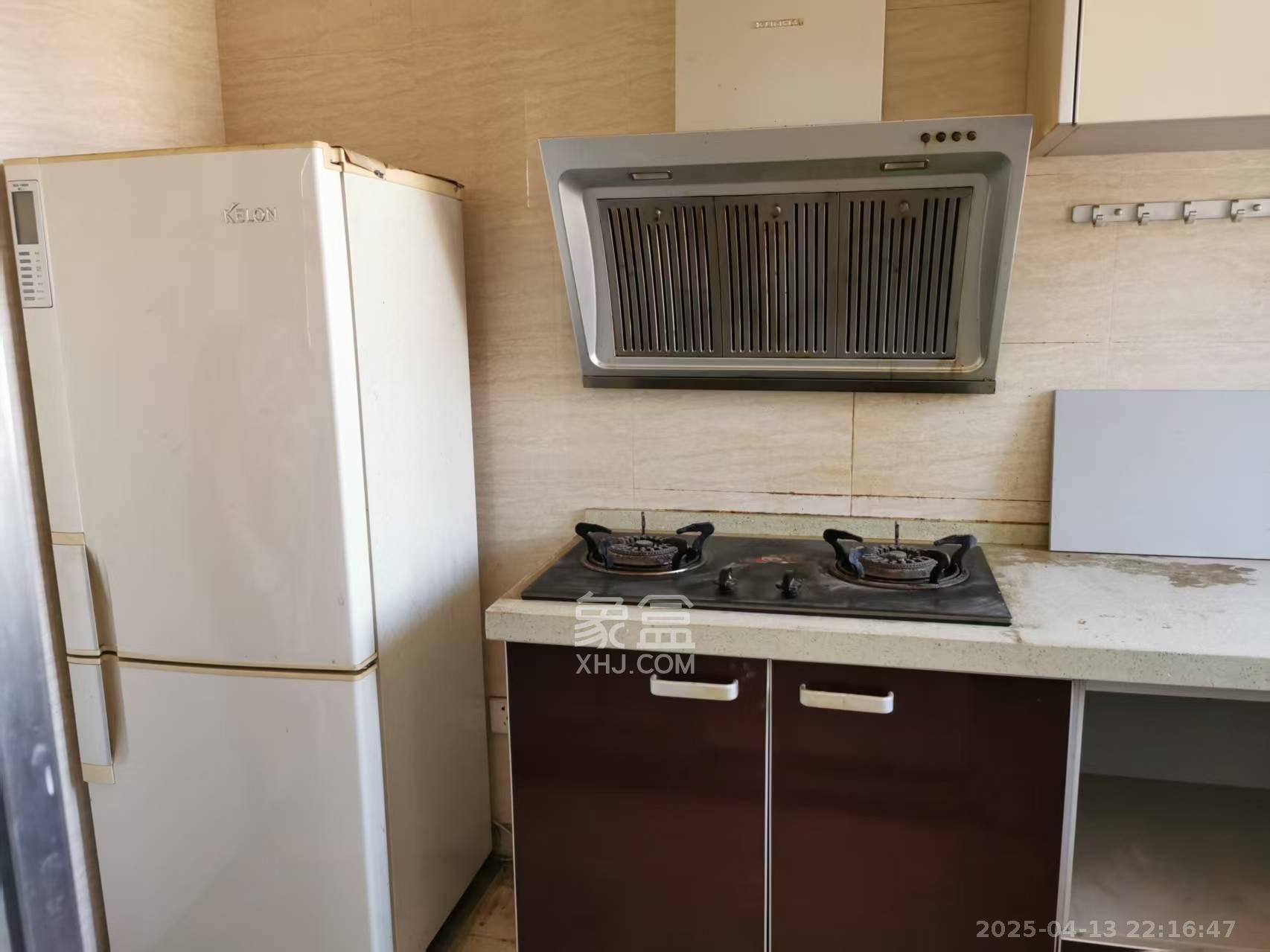 保利麓谷林语D区  3室2厅1卫   2400.00元/月室内图