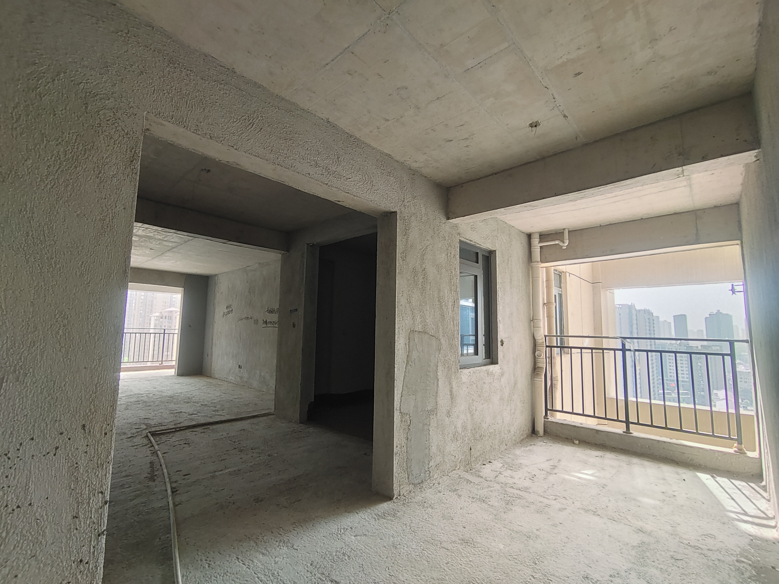 石化大院  3室2厅2卫    72.8万 石化大院  3室2厅2卫    72.8万客厅