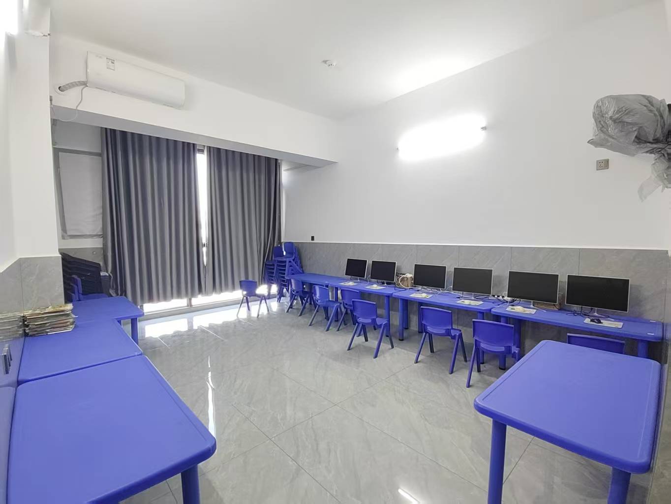 金钟大雁城 1室1厅1卫 5000.0元/月 金钟大雁城 1室1厅1卫 5000.0元/月室内图