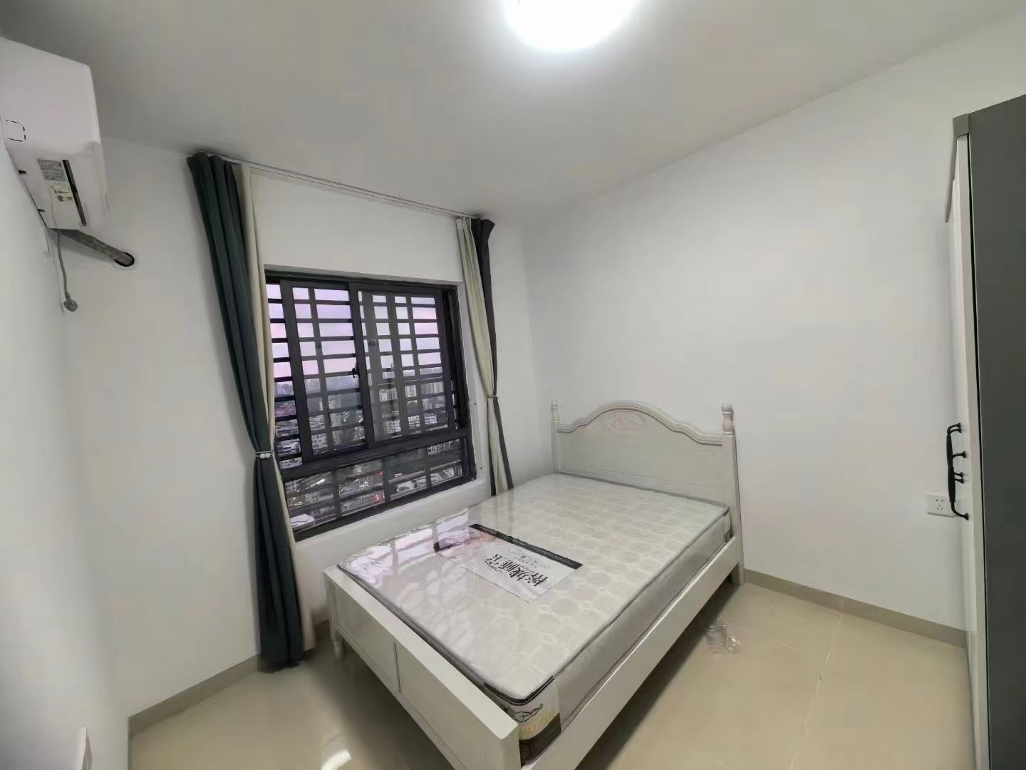 龙城新景  1室0厅0卫   2600.00元/月室内图