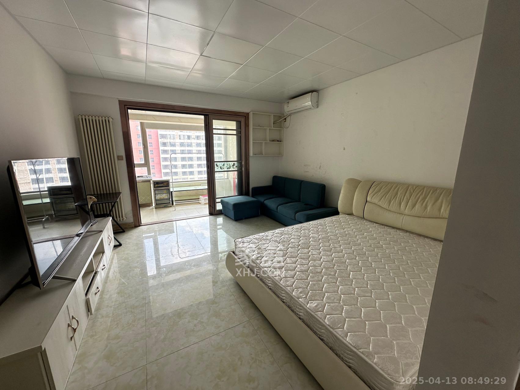 怡海星城  1室1厅1卫    1100.0元/月室内图