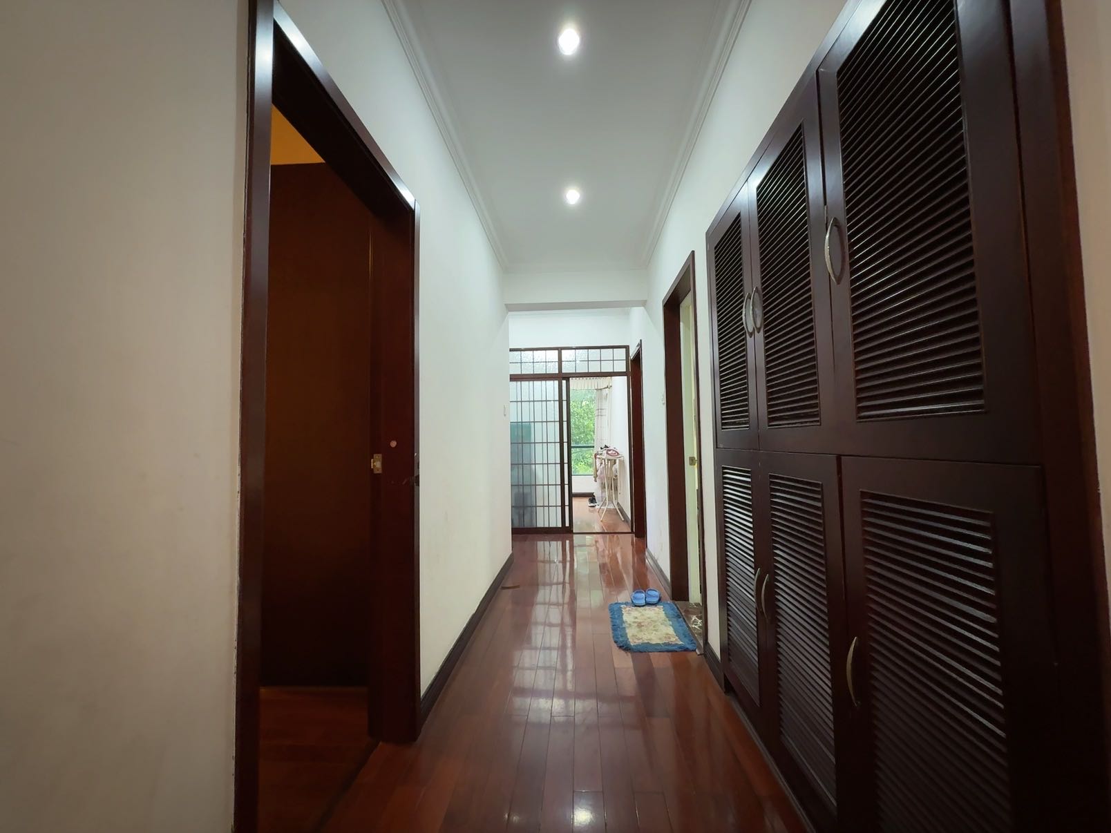 海创明珠花园 4室2厅2卫 85.0万 海创明珠花园 4室2厅2卫 85.0万室内图