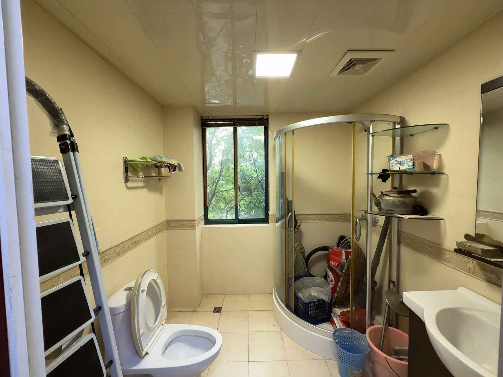 海创明珠花园 4室2厅2卫 85.0万 海创明珠花园 4室2厅2卫 85.0万室内图