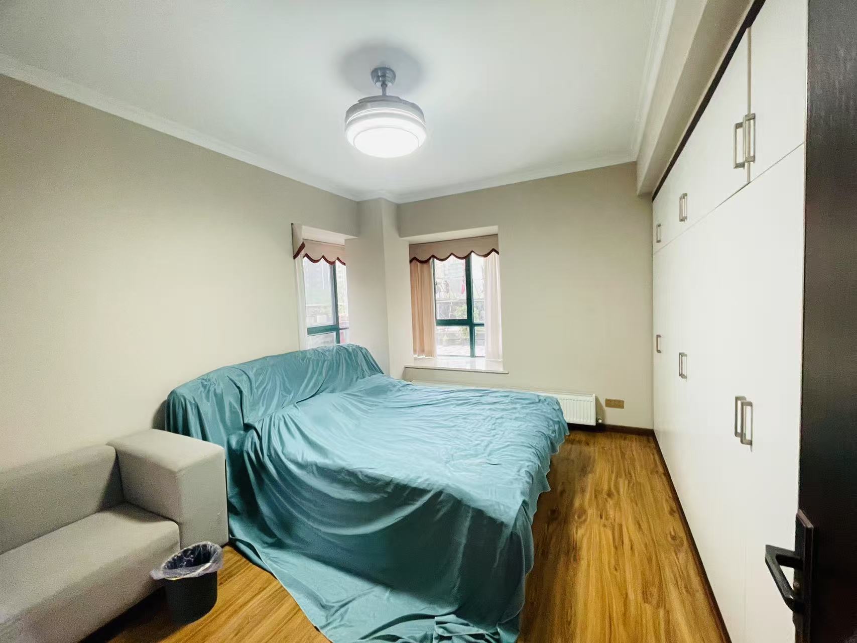 湖景名城 2室2厅3卫 85.0万 湖景名城 2室2厅3卫 85.0万室内图