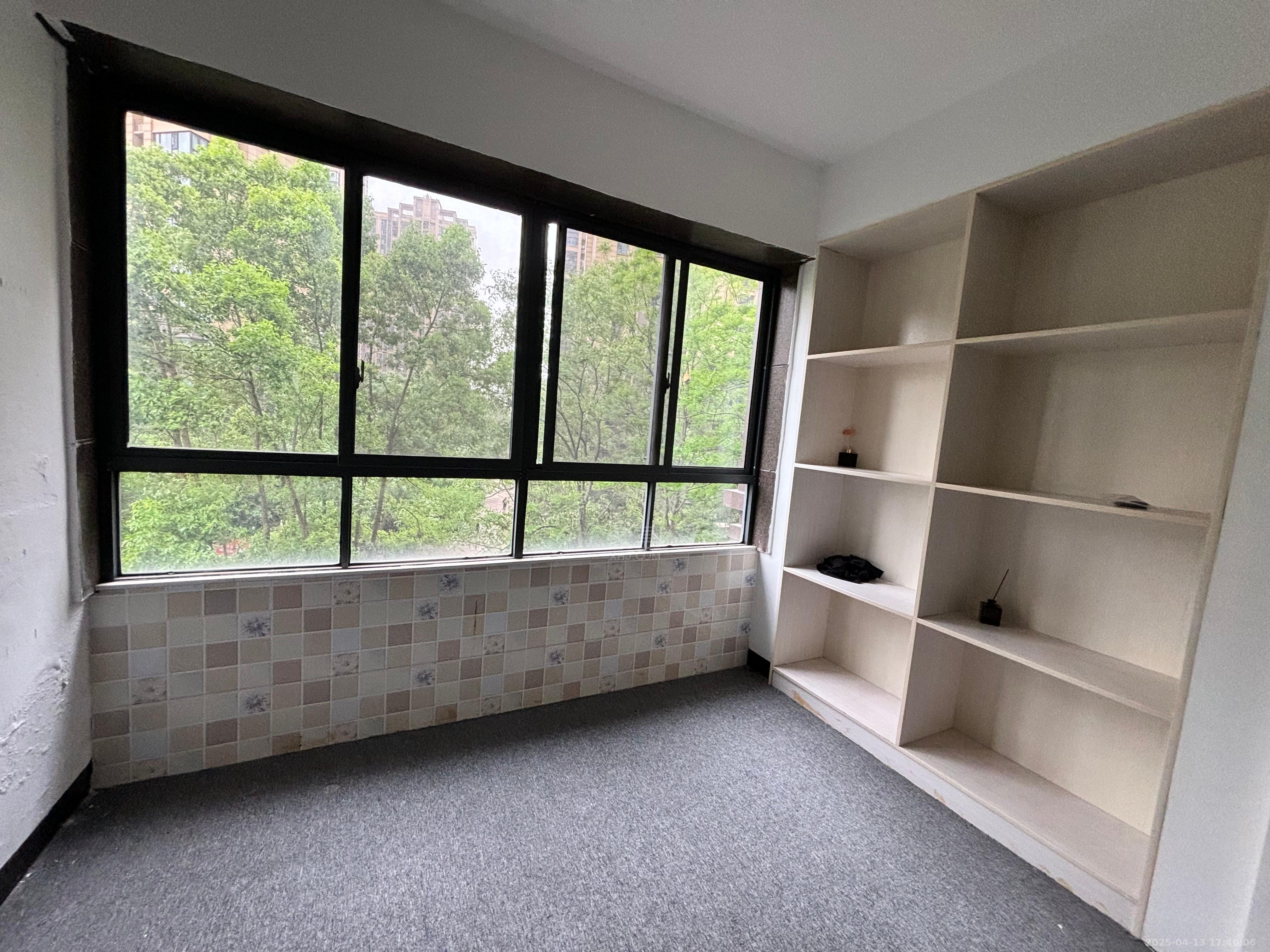 慧谷阳光 3室1厅2卫 2000.0元/月 慧谷阳光 3室1厅2卫 2000.0元/月室内图