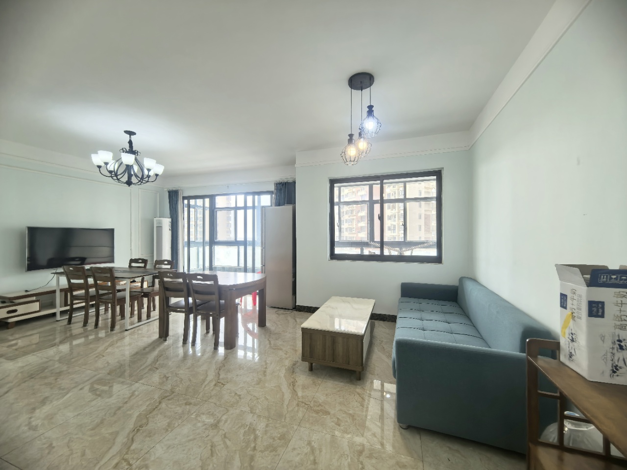 大华锦绣海岸一期 3室2厅1卫 157.0万 大华锦绣海岸一期 3室2厅1卫 157.0万室内图