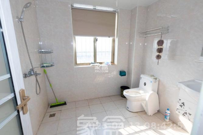 南郡明珠 4室2厅2卫 1600.0元/月 南郡明珠 4室2厅2卫 1600.0元/月室内图