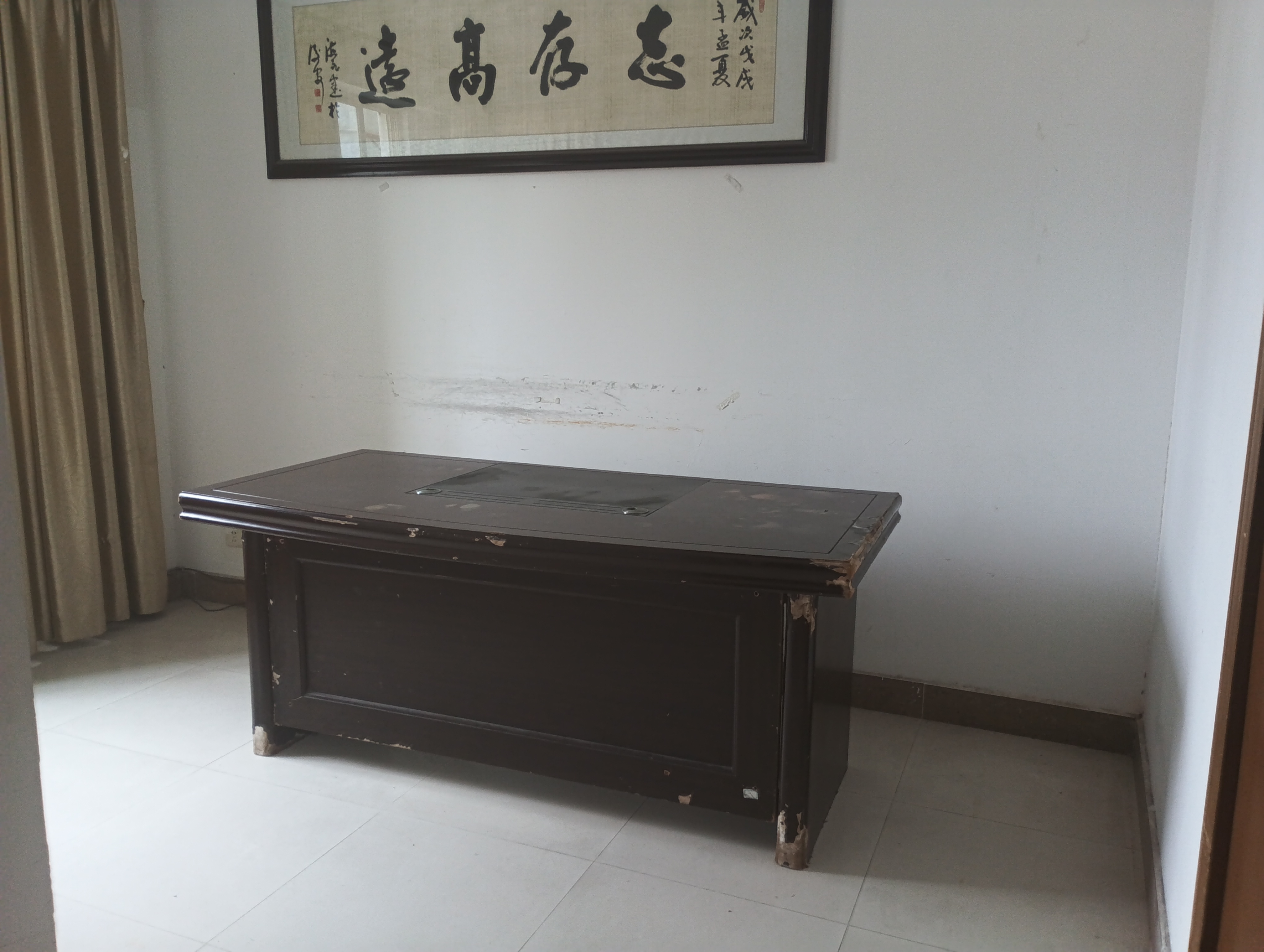 中盐大厦  3室2厅1卫    2500.0元/月 中盐大厦  3室2厅1卫    2500.0元/月室内图