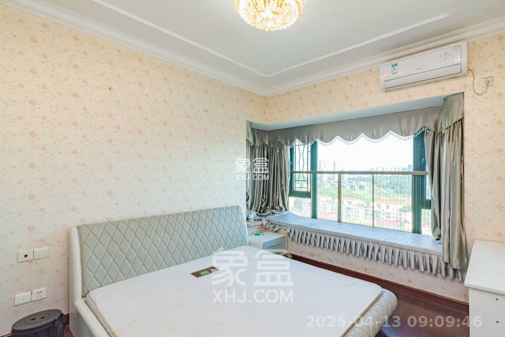 恒大雅苑 3室2厅1卫 2300.0元/月 恒大雅苑 3室2厅1卫 2300.0元/月室内图