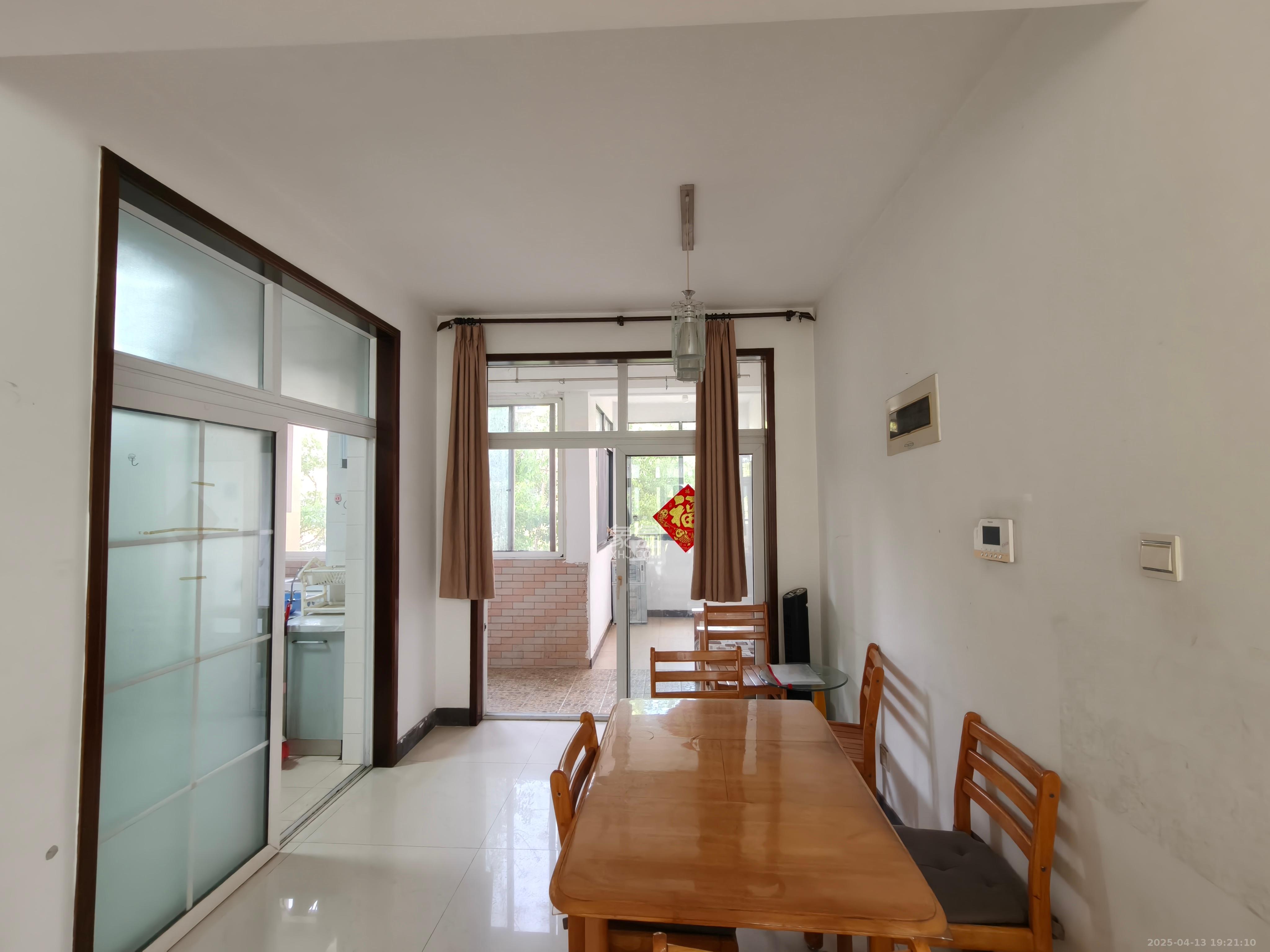 科大佳园南苑 3室2厅2卫 2900.0元/月 科大佳园南苑 3室2厅2卫 2900.0元/月室内图