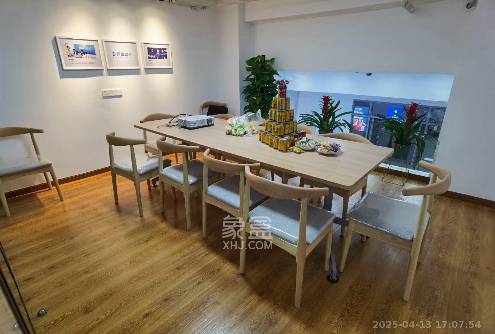 八方小区C区 1室1厅1卫 8000.0元/月 八方小区C区 1室1厅1卫 8000.0元/月室内图