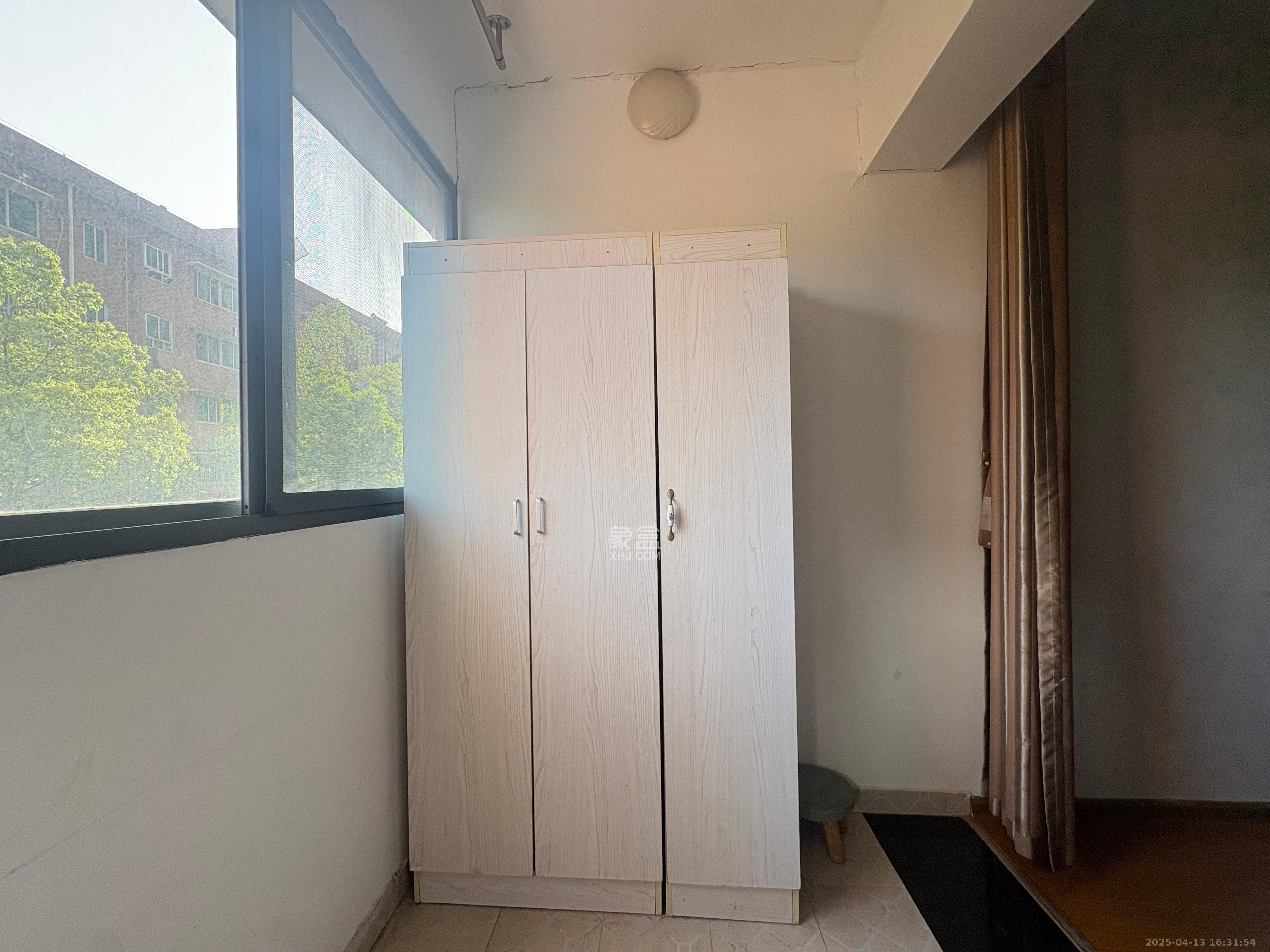 96301部队小区 1室1厅1卫 600.0元/月 96301部队小区 1室1厅1卫 600.0元/月室内图