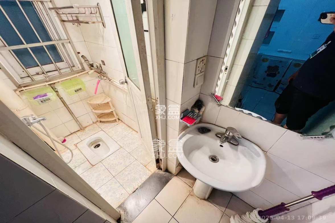 南沙井红旗织布厂宿舍 1室1厅1卫 1600.0元/月 南沙井红旗织布厂宿舍 1室1厅1卫 1600.0元/月室内图